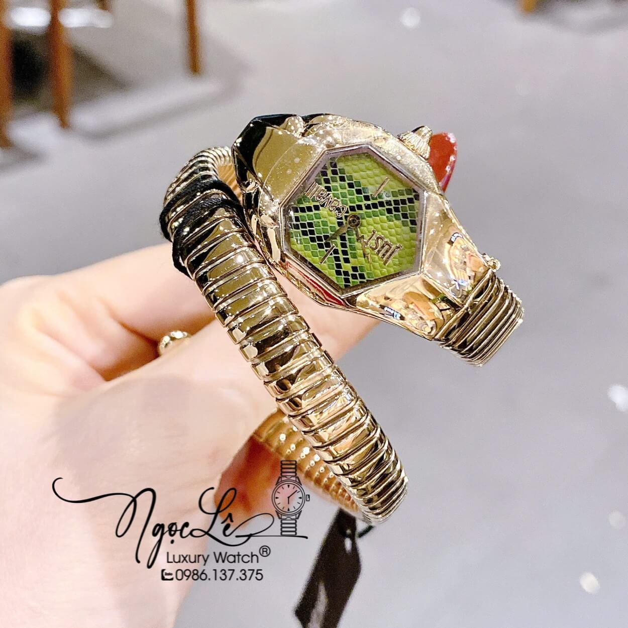 Đồng Hồ Nữ Just Cavalli Rắn Quấn Vòng Màu Vàng Gold Mặt Xanh Lá Size 23mm