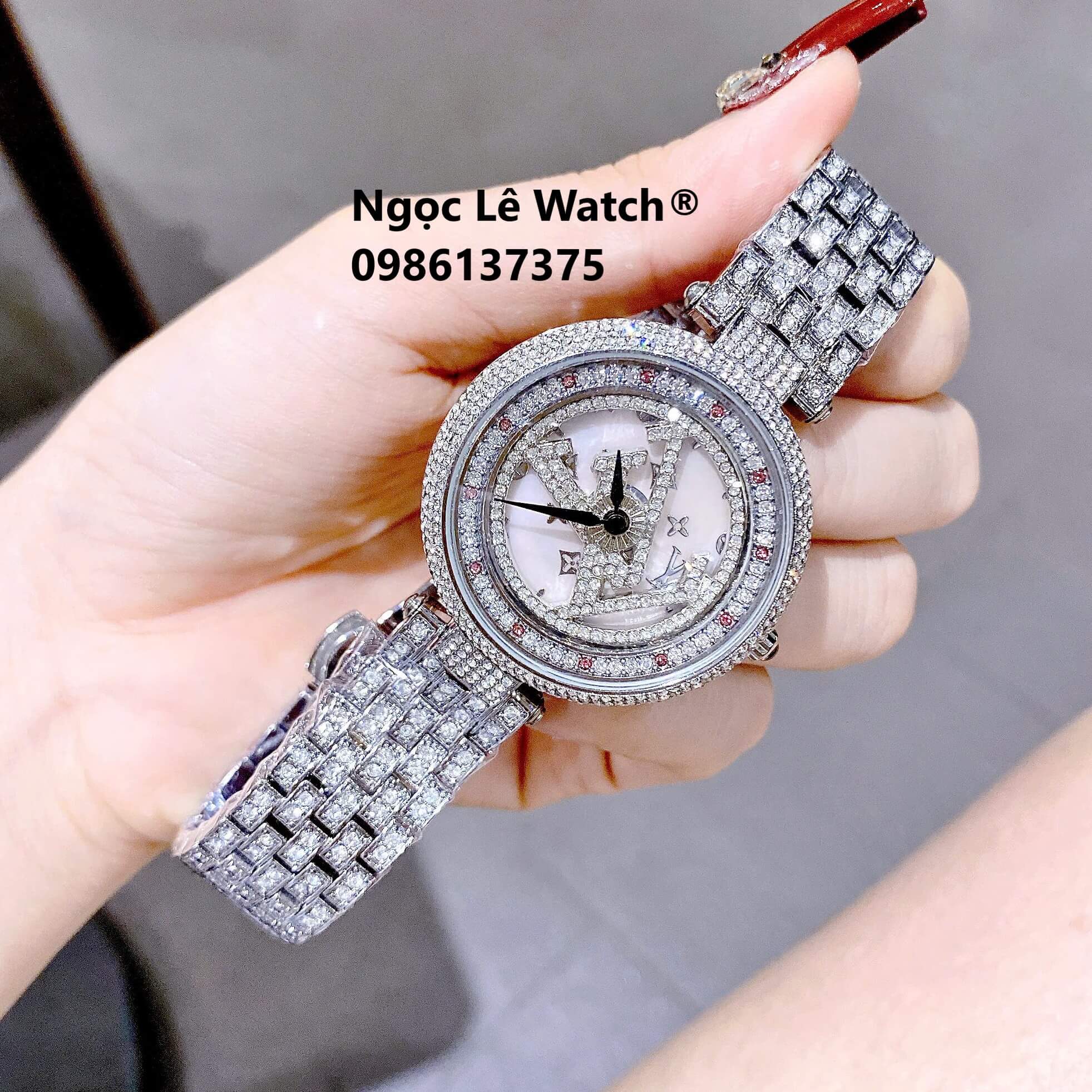 Đồng Hồ Nữ Louis Vuitton Dây Kim Loại Đính Đá Mặt Xoay Cao Cấp Size 38mm - Quartz