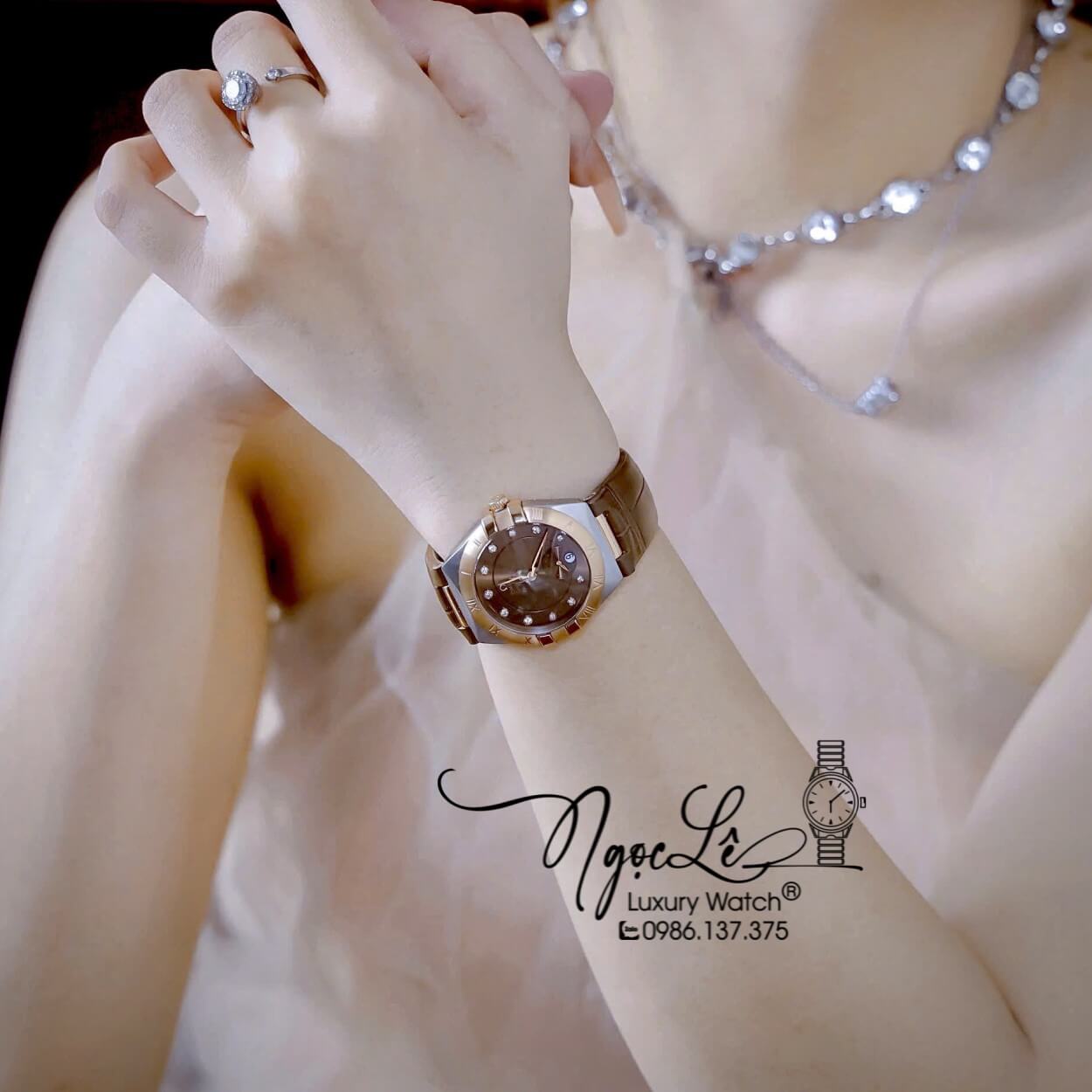 Đồng Hồ Nữ Omega Constellation Dây Da Nâu Vỏ Demi Rose Niềng Trơn Size 34mm - Quartz Japan