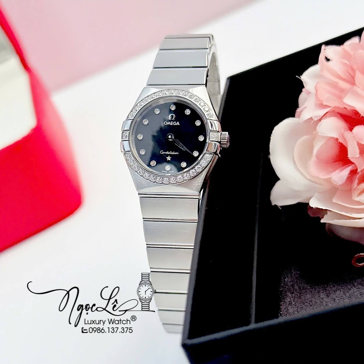 Đồng Hồ Nữ Omega Constellation Dây Kim Loại Silver Mặt Đen Đính Đá Size 29mm