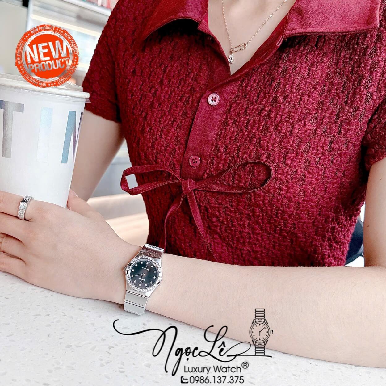 Đồng Hồ Nữ Omega Constellation Dây Kim Loại Silver Mặt Đen Đính Đá Size 29mm