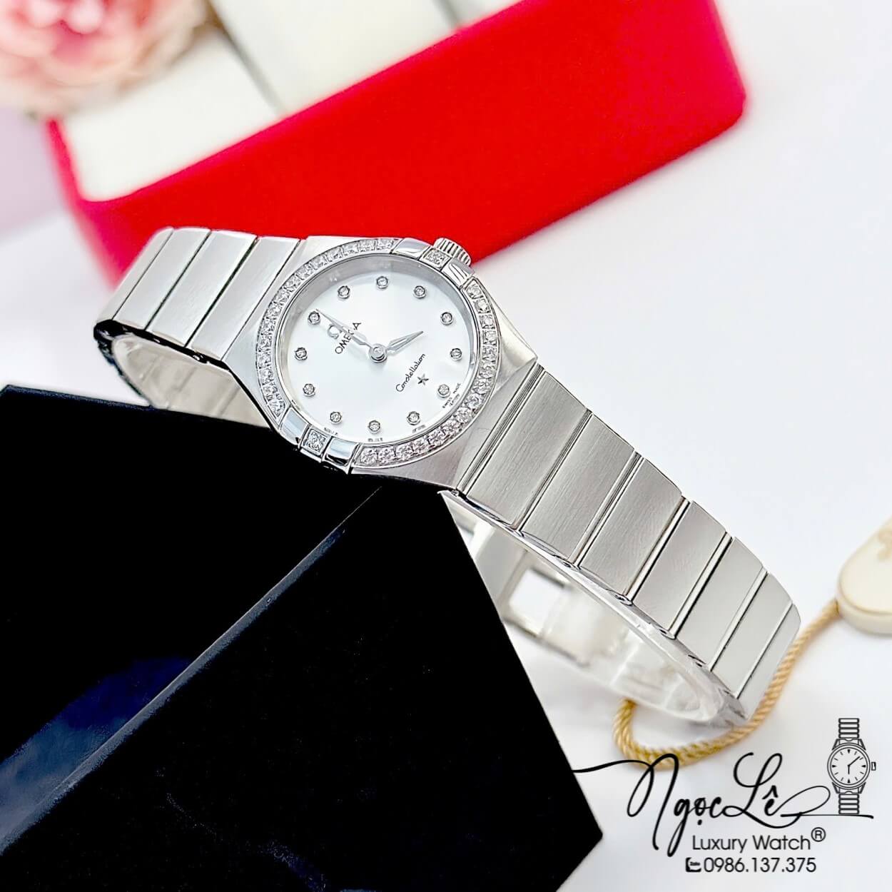 Đồng Hồ Nữ Omega Constellation Dây Kim Loại Silver Mặt Trắng Đính Đá Size 29mm