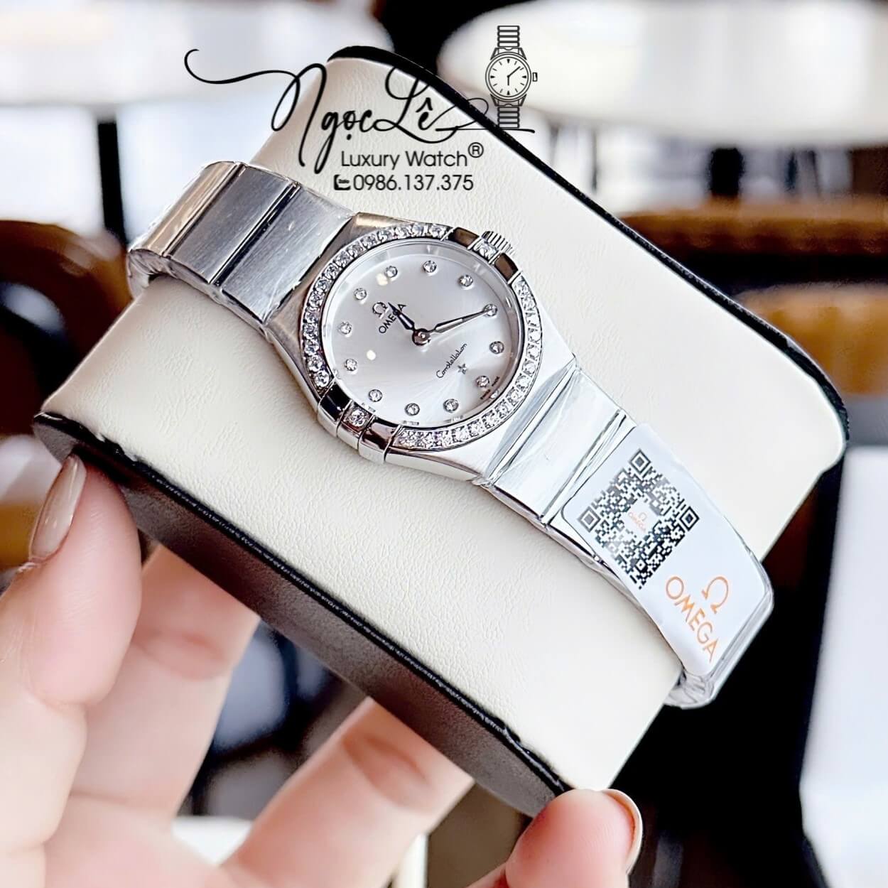 Đồng Hồ Nữ Omega Constellation Dây Kim Loại Silver Mặt Trắng Đính Đá Size 29mm