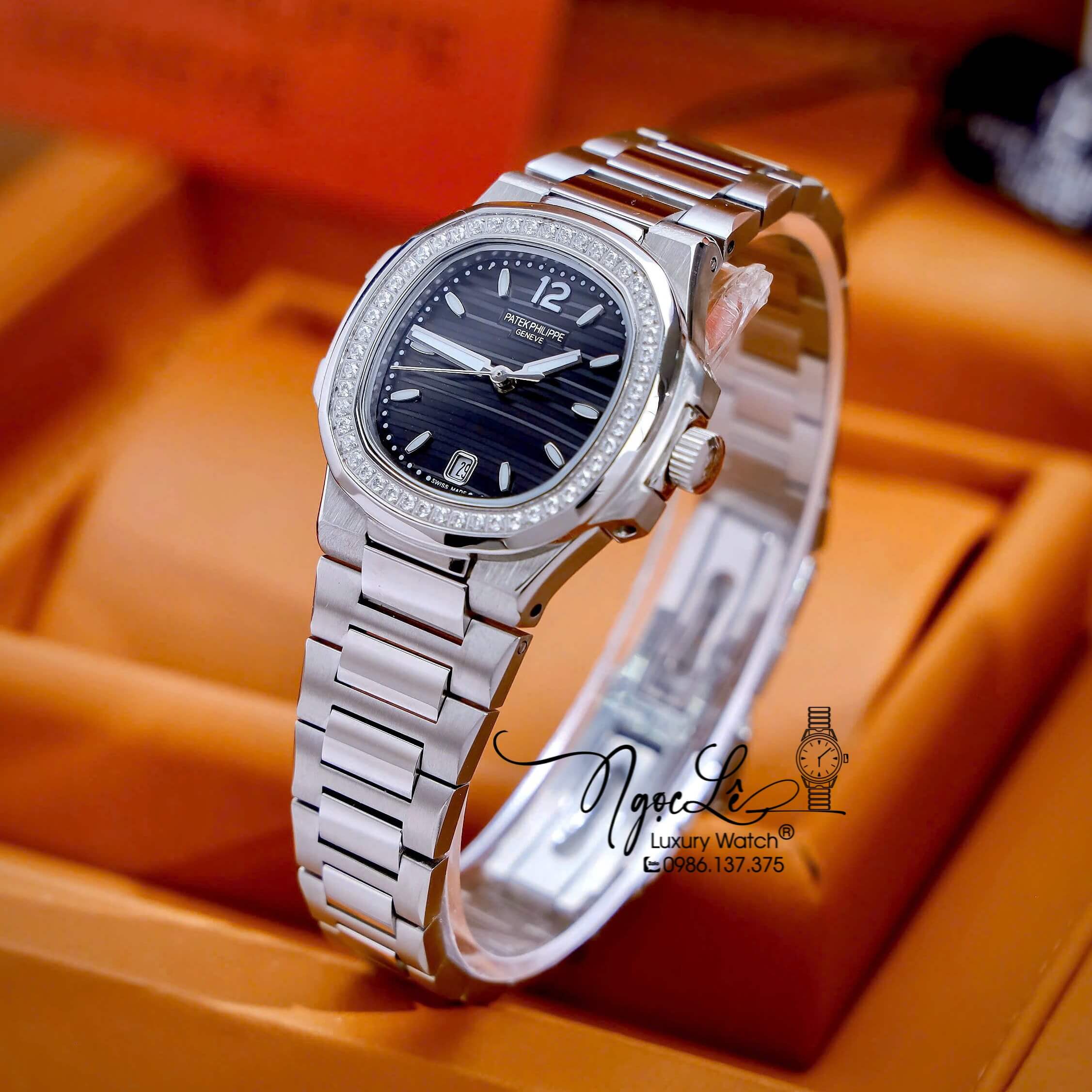 Đồng Hồ Nữ Patek Philippe Nautilus Dây Kim Loại Silver Mặt Đen Viền Đính Đá 32mm - Quartz