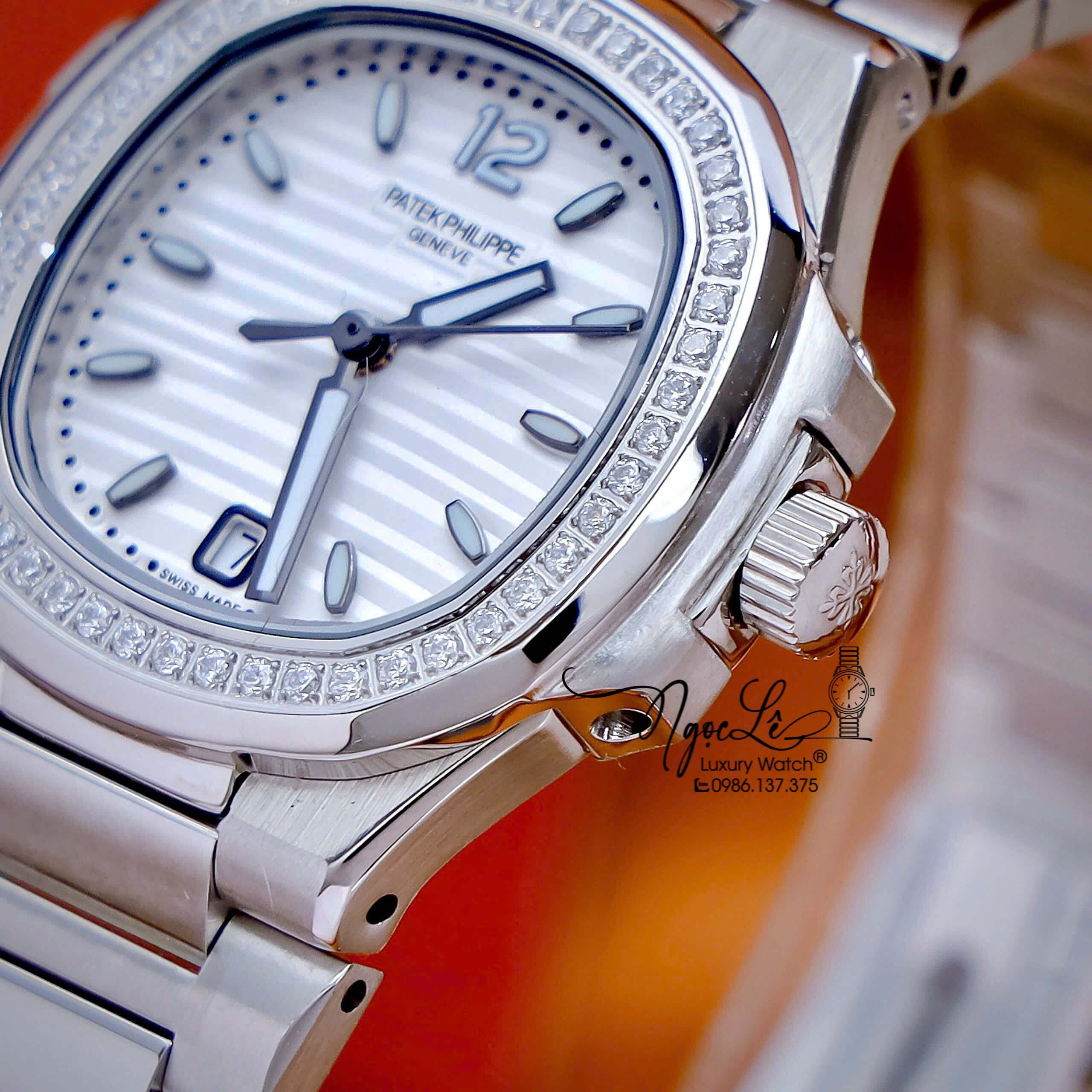Đồng Hồ Nữ Patek Philippe Nautilus Dây Kim Loại Silver Mặt Trắng Viền Đính Đá 32mm - Quartz