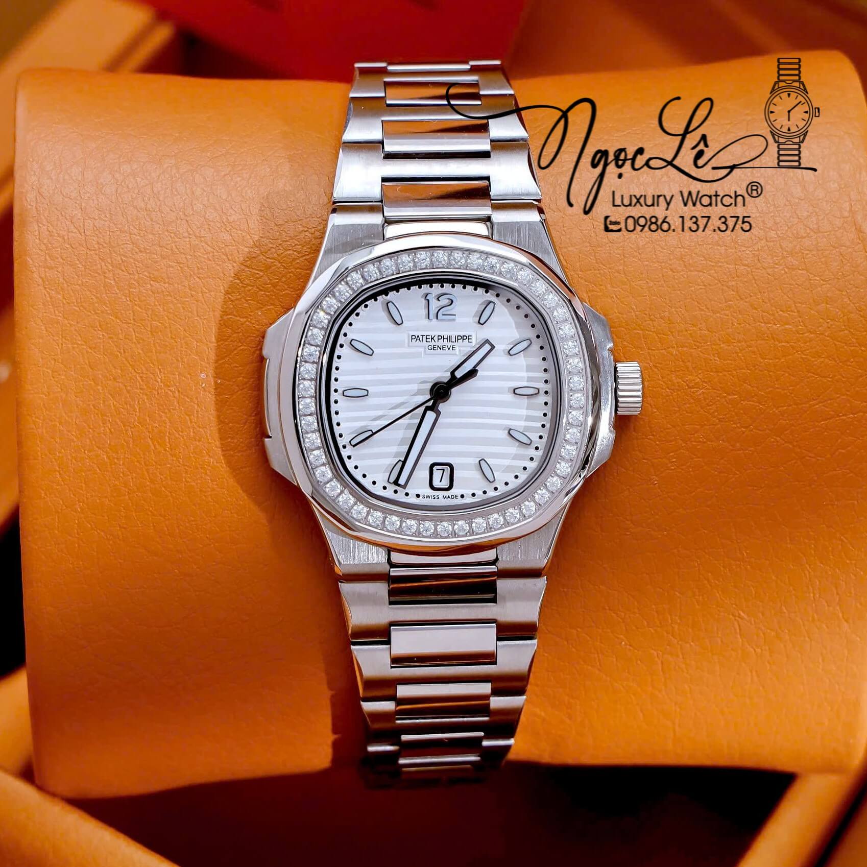 Đồng Hồ Nữ Patek Philippe Nautilus Dây Kim Loại Silver Mặt Trắng Viền Đính Đá 32mm - Quartz