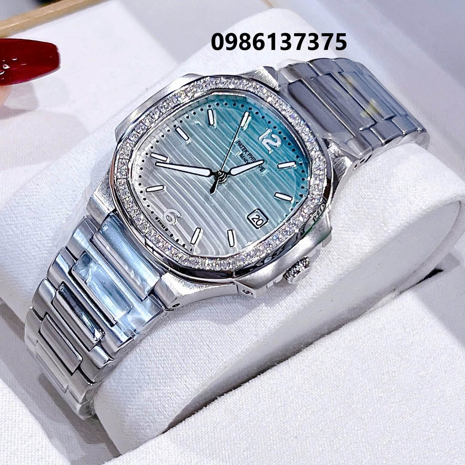 Đồng Hồ Nữ Patek Philippe Nautilus Bạc Mặt Ombre Xanh Mint Máy Thụy Sĩ Size 36mm - Viền Đá