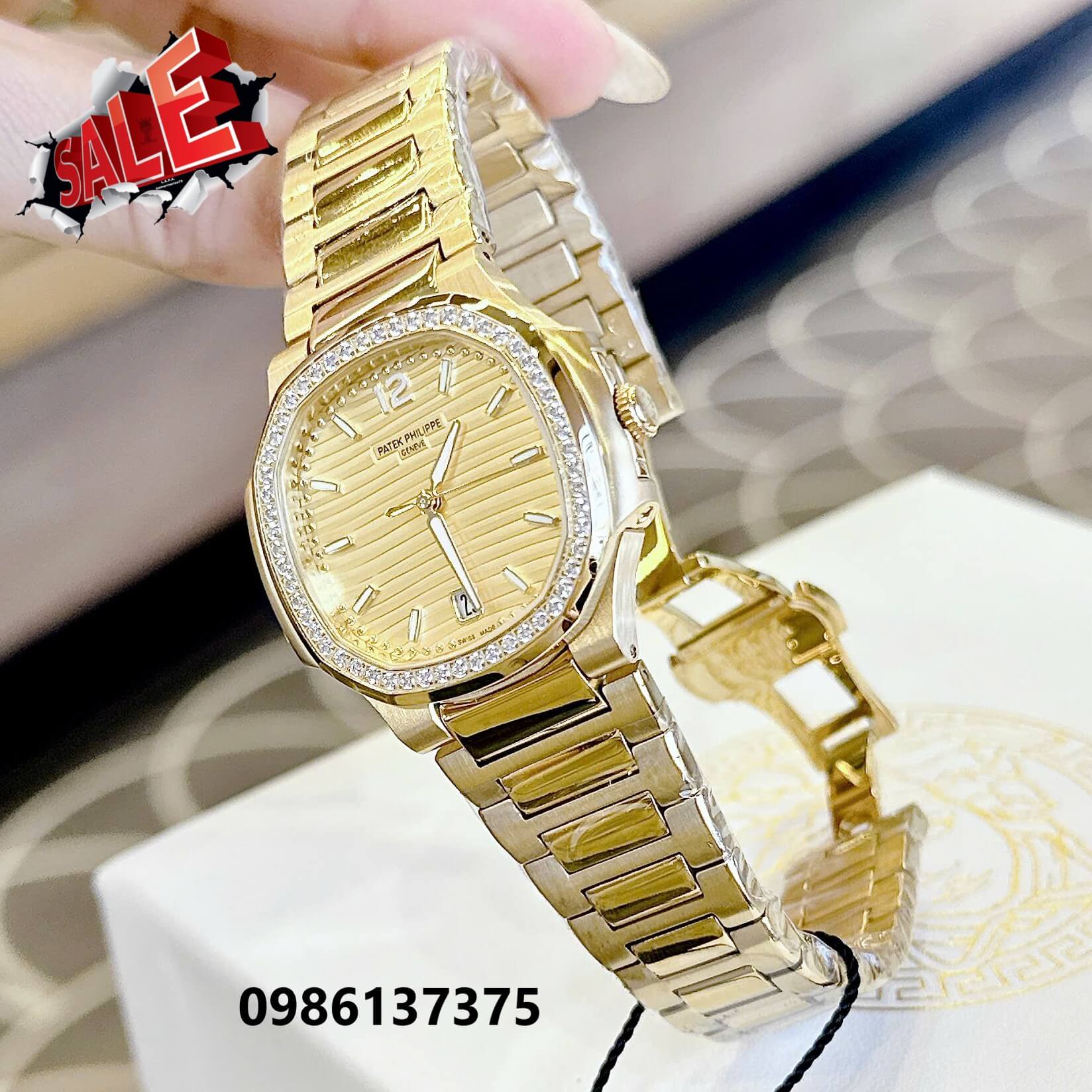 Đồng Hồ Nữ Patek Philippe Nautilus Màu Vàng Gold Mặt Vàng Máy Thụy Sĩ Size 36mm - Viền Đá