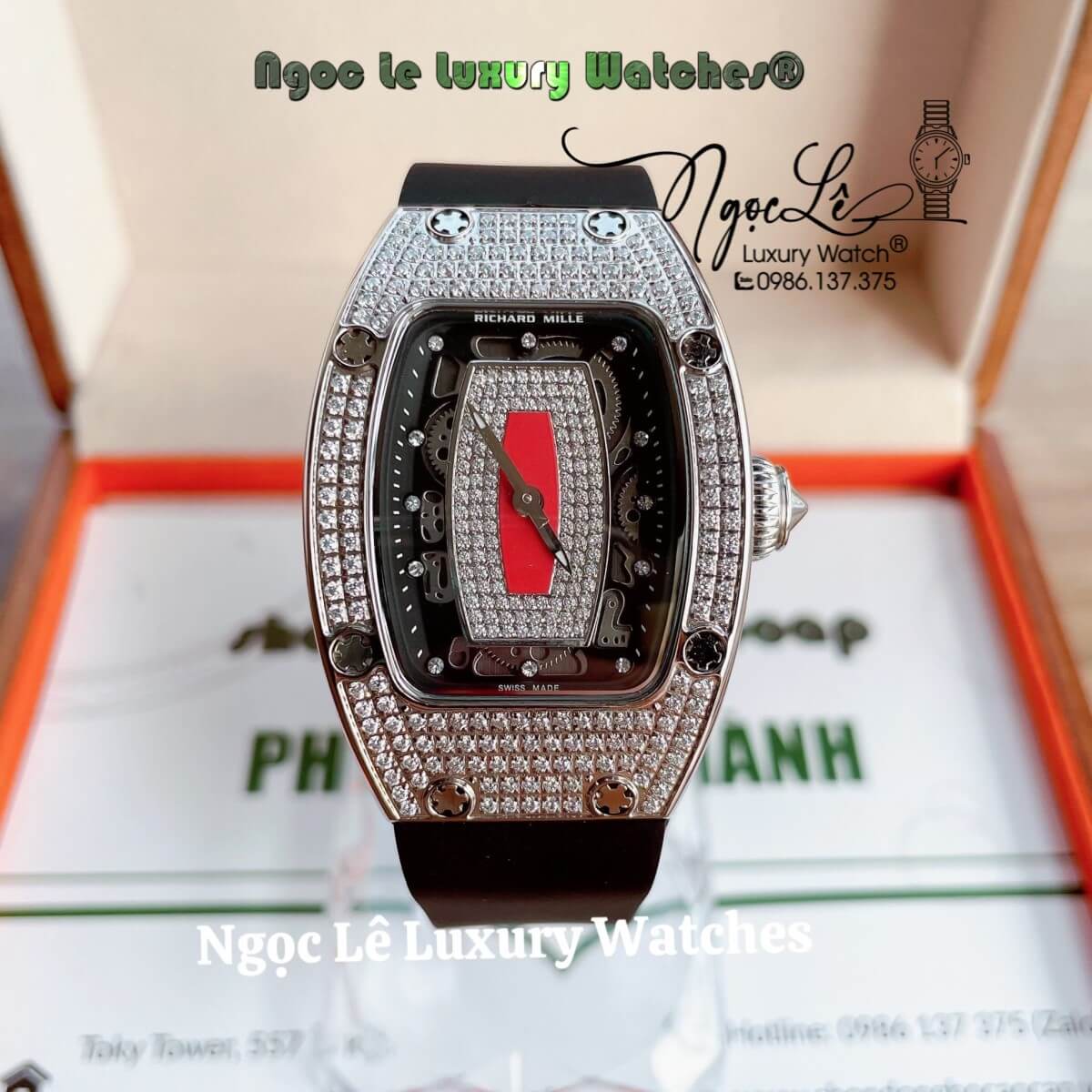 Đồng Hồ Nữ Richard Mille Siêu Cấp Dây Silicon Đen Lõi Đỏ Đính Đá Mịn Vỏ Silver Size 30x47mm