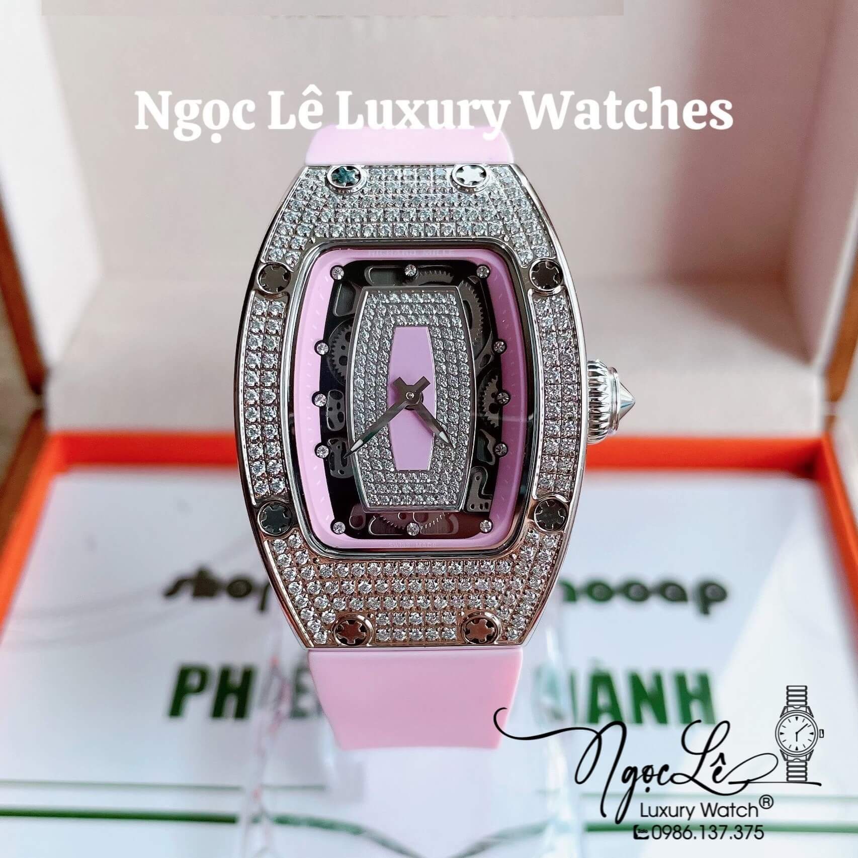 Đồng Hồ Nữ Richard Mille Siêu Cấp Dây Silicon Hồng Đính Đá Mịn Vỏ Silver Size 30x47mm