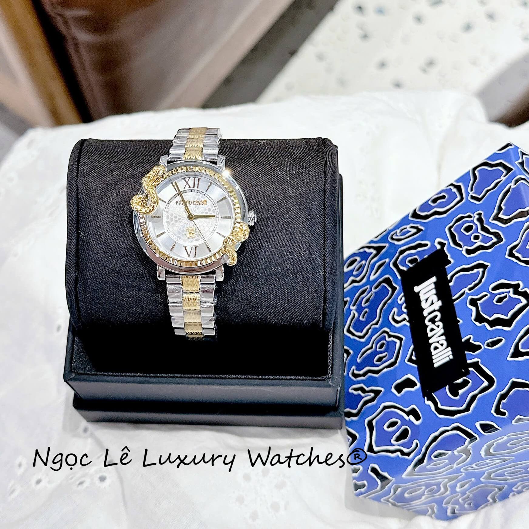 Đồng Hồ Nữ Roberto Cavalli Dây Kim Loại Demi Vàng Gold Mặt Rắn Size 32mm - Quartz