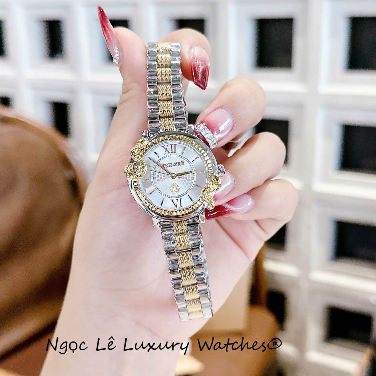 Đồng Hồ Nữ Roberto Cavalli Dây Kim Loại Demi Vàng Gold Mặt Rắn Size 32mm - Quartz