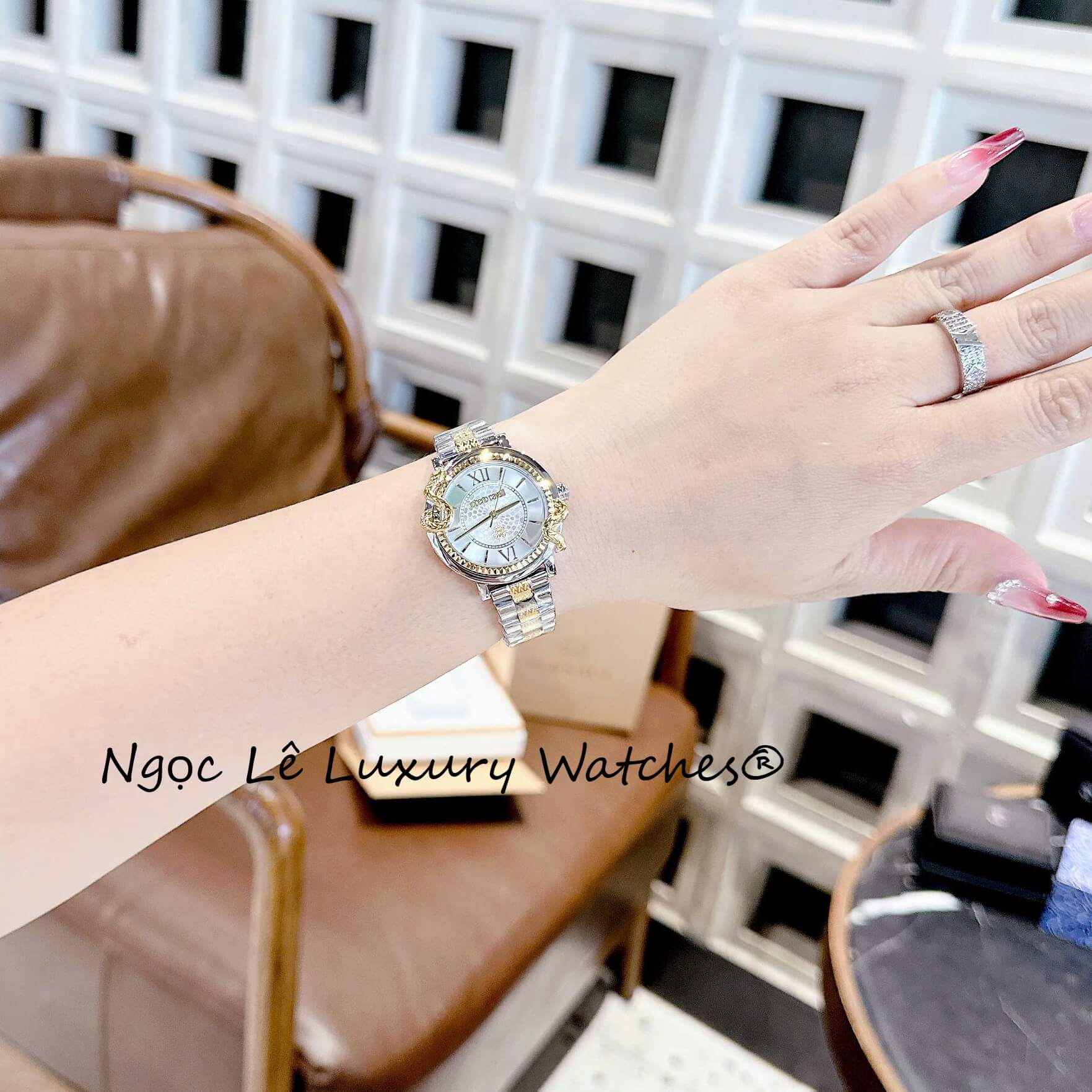 Đồng Hồ Nữ Roberto Cavalli Dây Kim Loại Demi Vàng Gold Mặt Rắn Size 32mm - Quartz