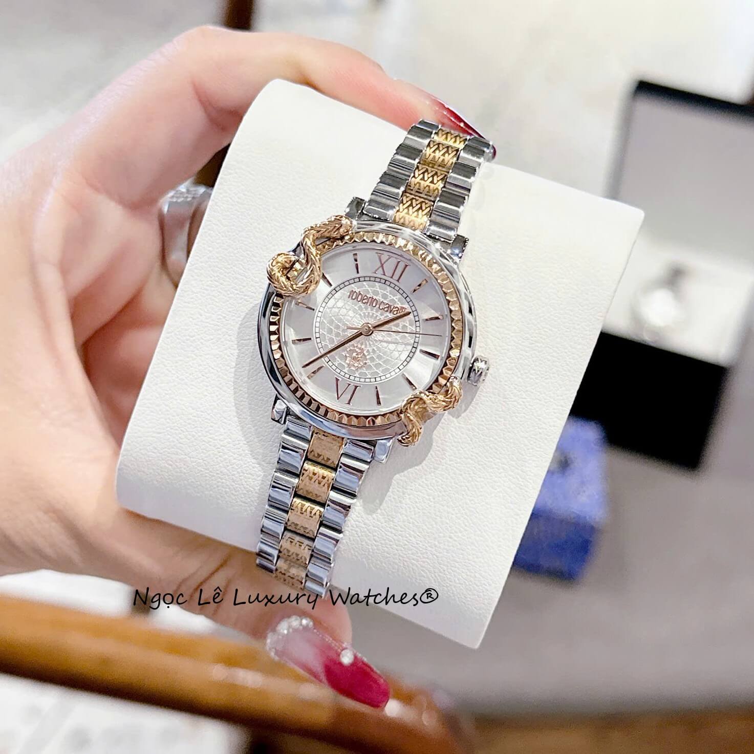 Đồng Hồ Nữ Roberto Cavalli Dây Kim Loại Demi Vàng Mặt Rắn Size 32mm