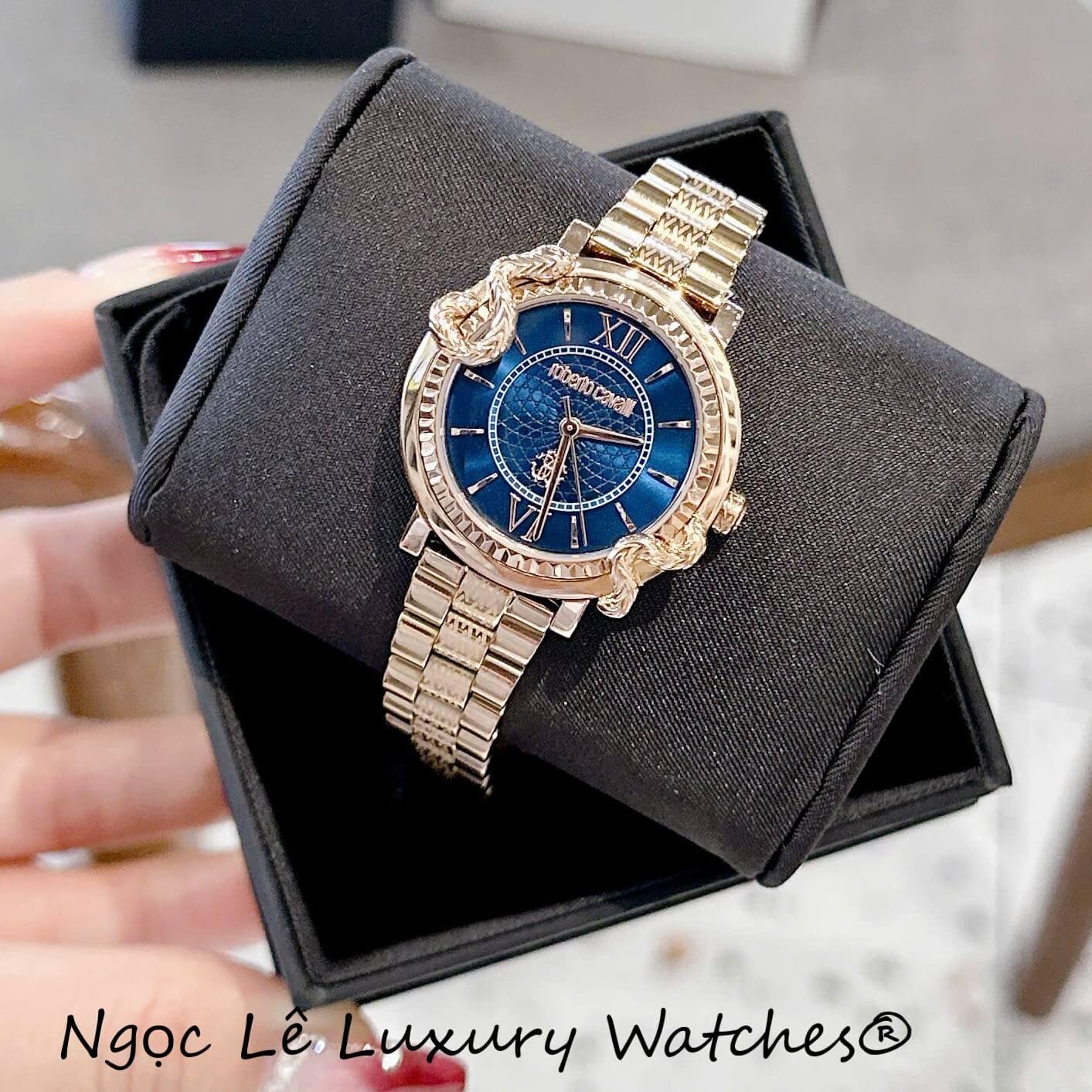 Đồng Hồ Nữ Roberto Cavalli Màu Vàng Hồng Mặt Rắn Xanh Dương Size 32mm - Quartz