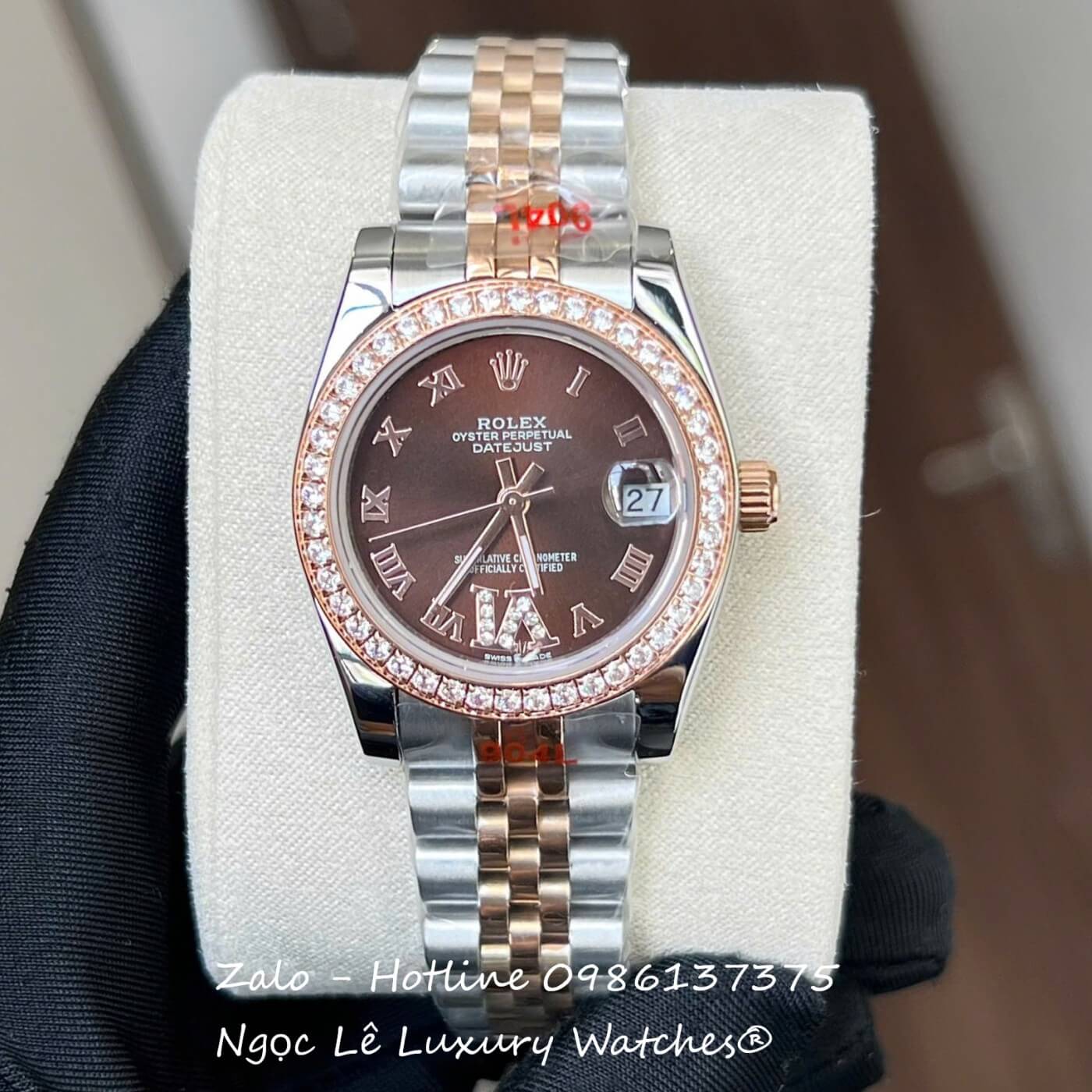 Đồng Hồ Nữ RoLex Datejust Dây Demi Vàng Hồng Mặt Nâu Viền Đá Máy Pin Size 31mm - Số La Mã