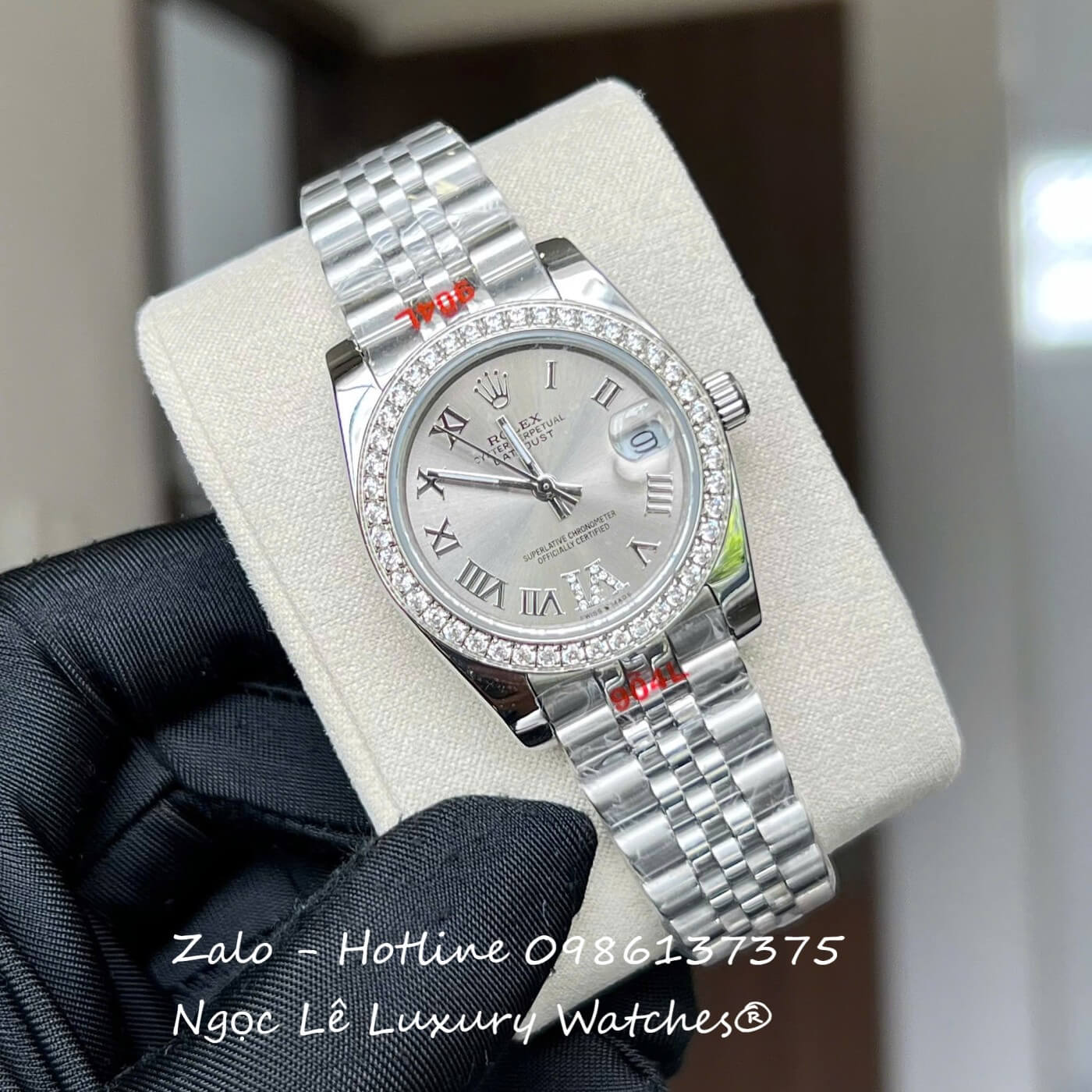 Đồng Hồ Nữ RoLex Datejust Dây Thép Silver Mặt Xám Viền Đá Máy Pin Size 31mm - Số La Mã