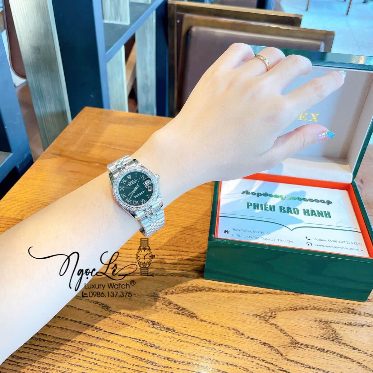 Đồng Hồ Nữ Rolex Datejust Máy Cơ Tự Động Dây Bạc Mặt Đen Đính Đá Size 31mm - Mặt Số La Mã