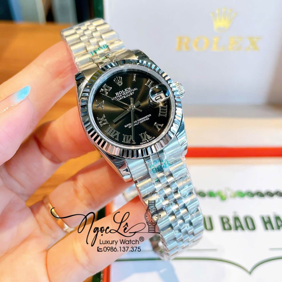 Đồng Hồ Nữ Rolex Datejust Máy Cơ Tự Động Dây Bạc Mặt Đen Niềng Khía Size 31mm - Mặt Số La Mã
