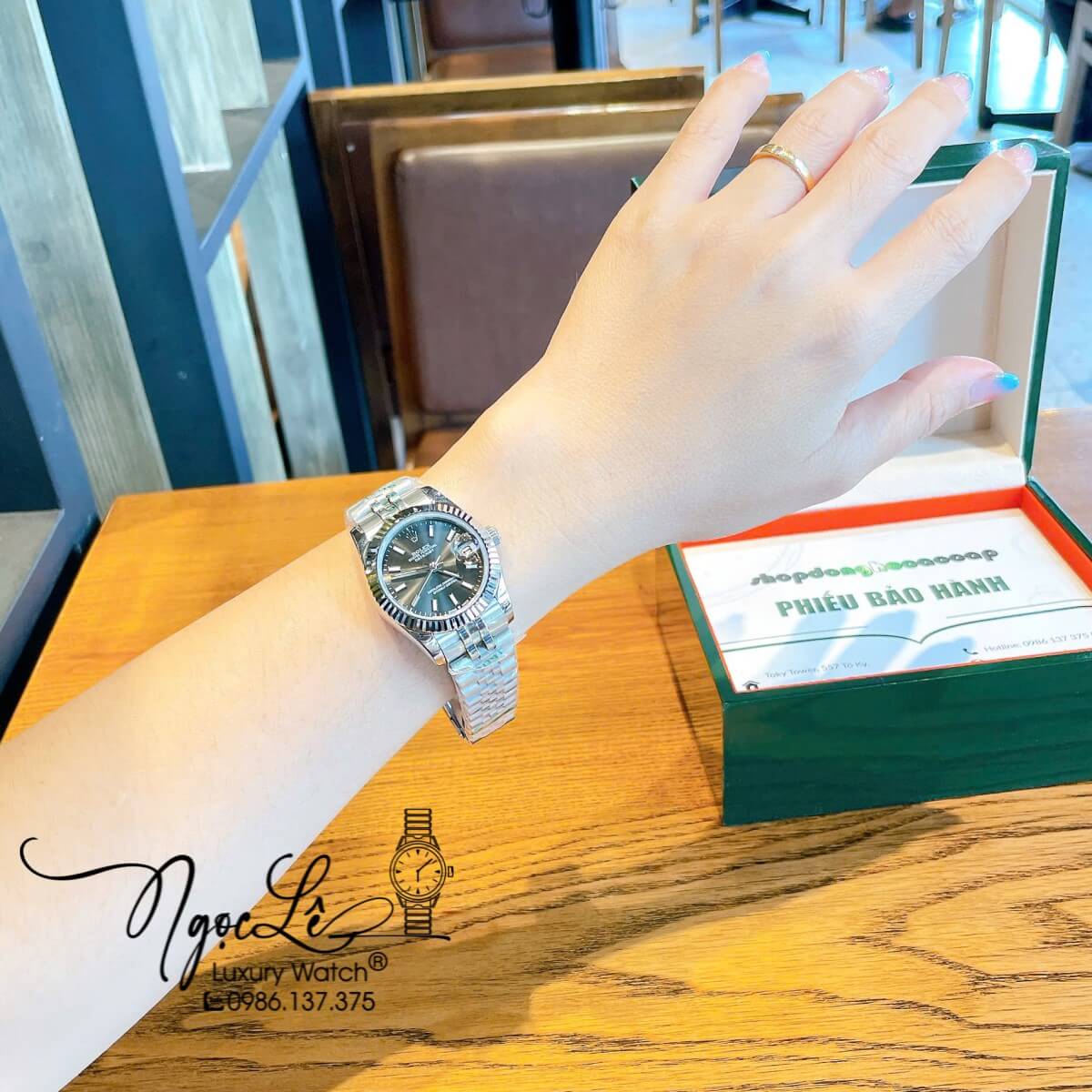 Đồng Hồ Nữ Rolex Datejust Máy Cơ Tự Động Dây Bạc Mặt Đen Xám Niềng Khía Size 31mm - Mặt Đính Vạch Phản Quang