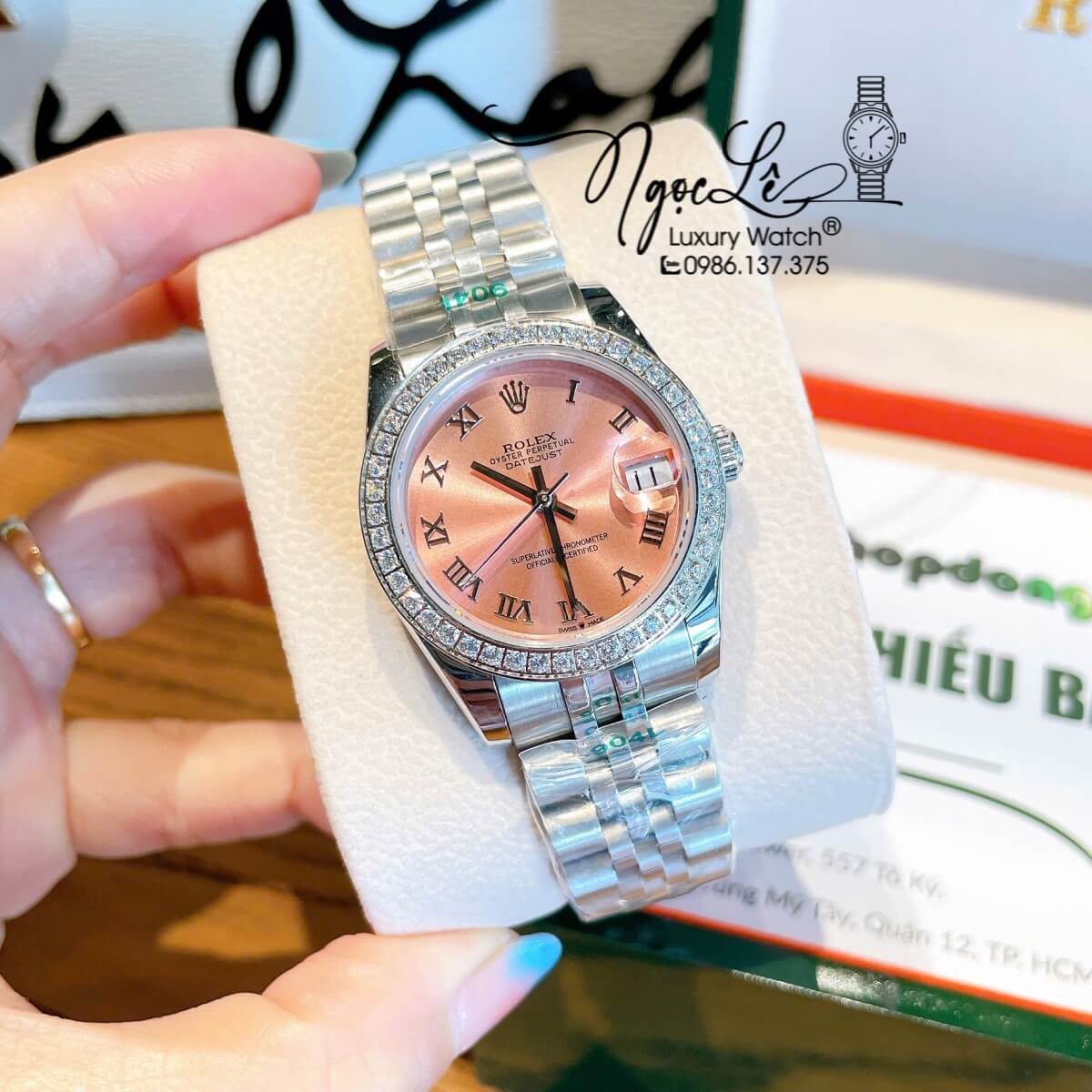 Đồng Hồ Nữ Rolex Datejust Máy Cơ Tự Động Dây Bạc Mặt Hồng Đính Đá Size 31mm - Mặt Số La Mã