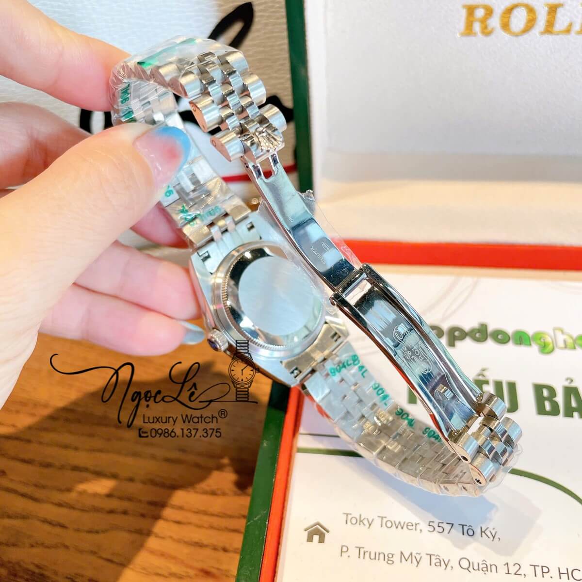 Đồng Hồ Nữ Rolex Datejust Máy Cơ Tự Động Dây Bạc Mặt Hồng Đính Đá Size 31mm Phản Quang