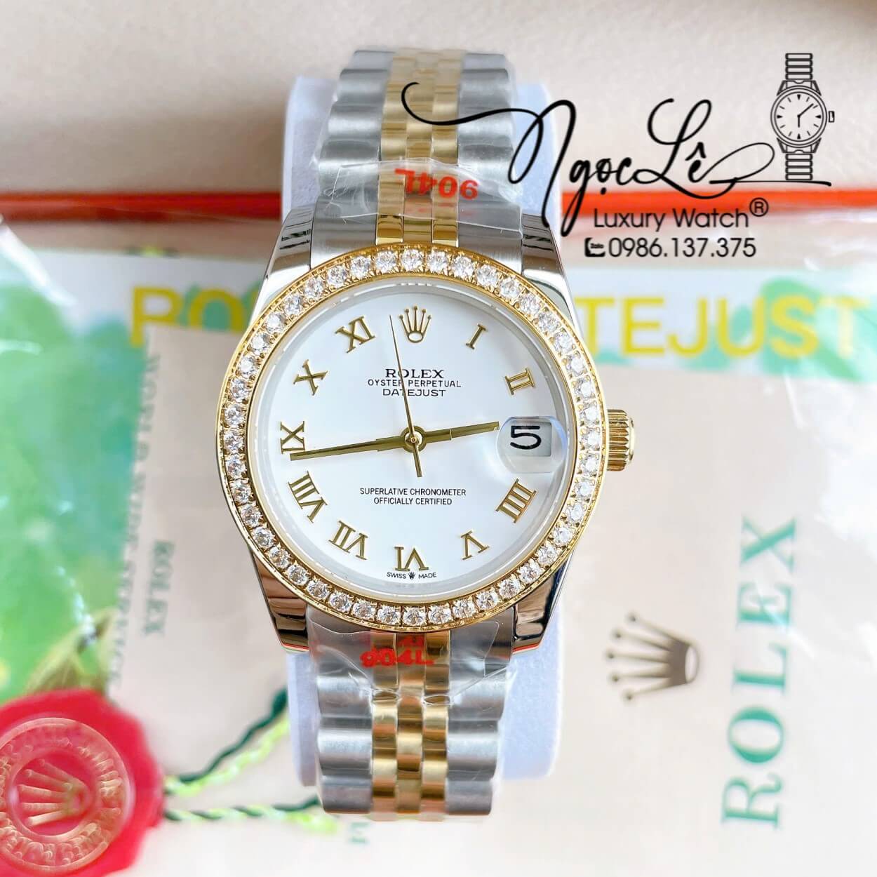 Đồng Hồ Nữ Rolex Datejust Máy Cơ Tự Động Dây Kim Loại Demi Gold Mặt Trắng Niềng Đá Size 31mm