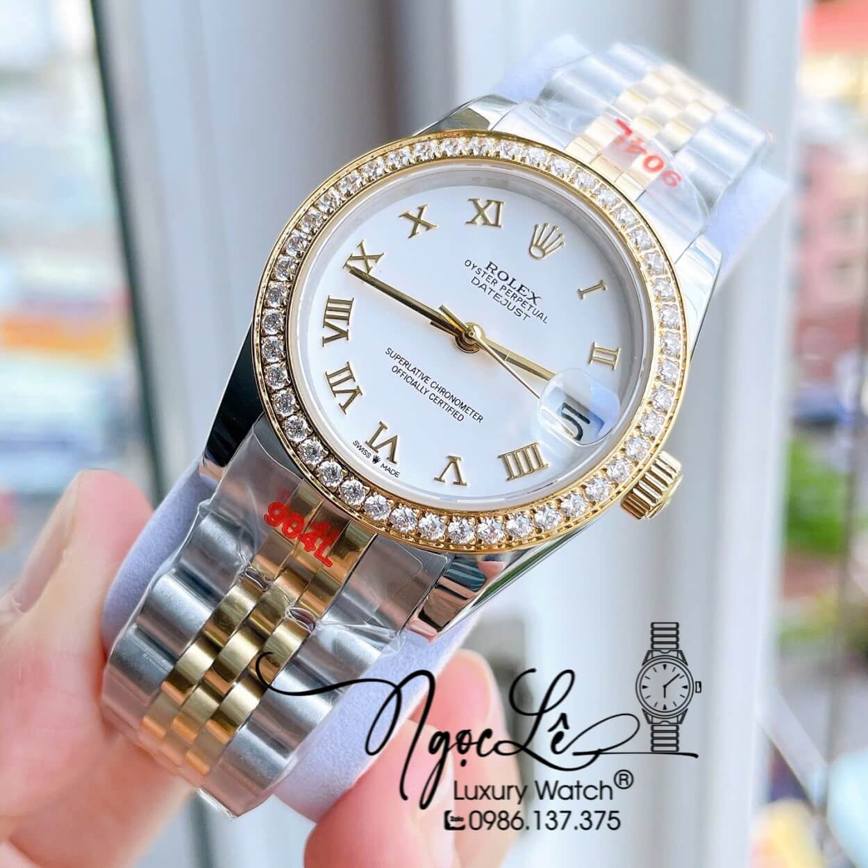 Đồng Hồ Nữ Rolex Datejust Máy Cơ Tự Động Dây Kim Loại Demi Gold Mặt Trắng Niềng Đá Size 31mm