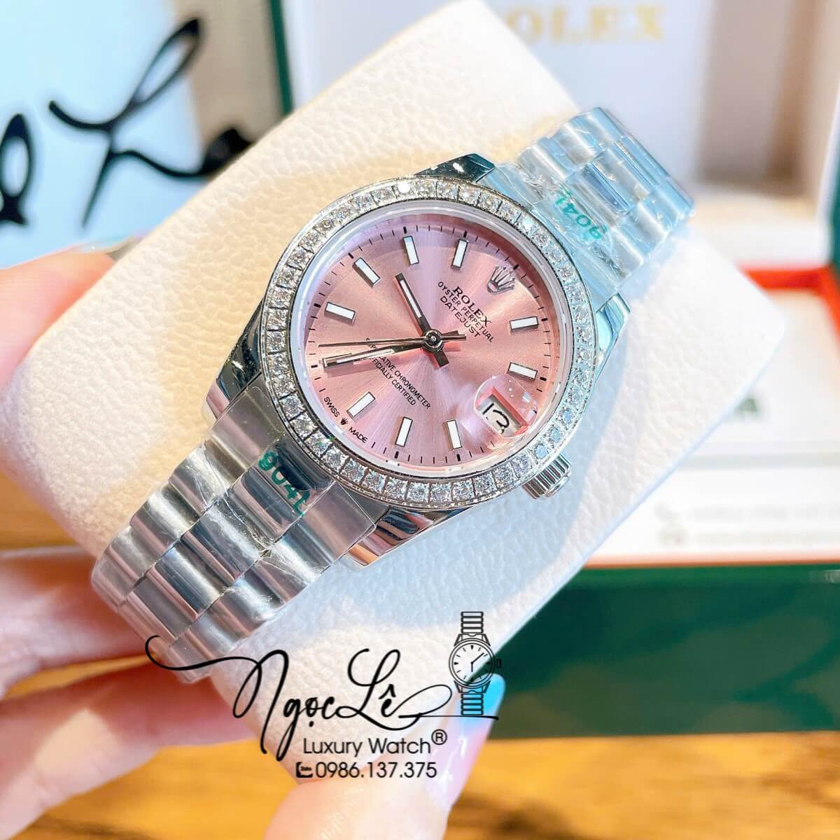 Đồng Hồ Nữ Rolex Datejust Máy Cơ Tự Động Màu Bạc Mặt Hồng Đính Đá Size 31mm Phản Quang