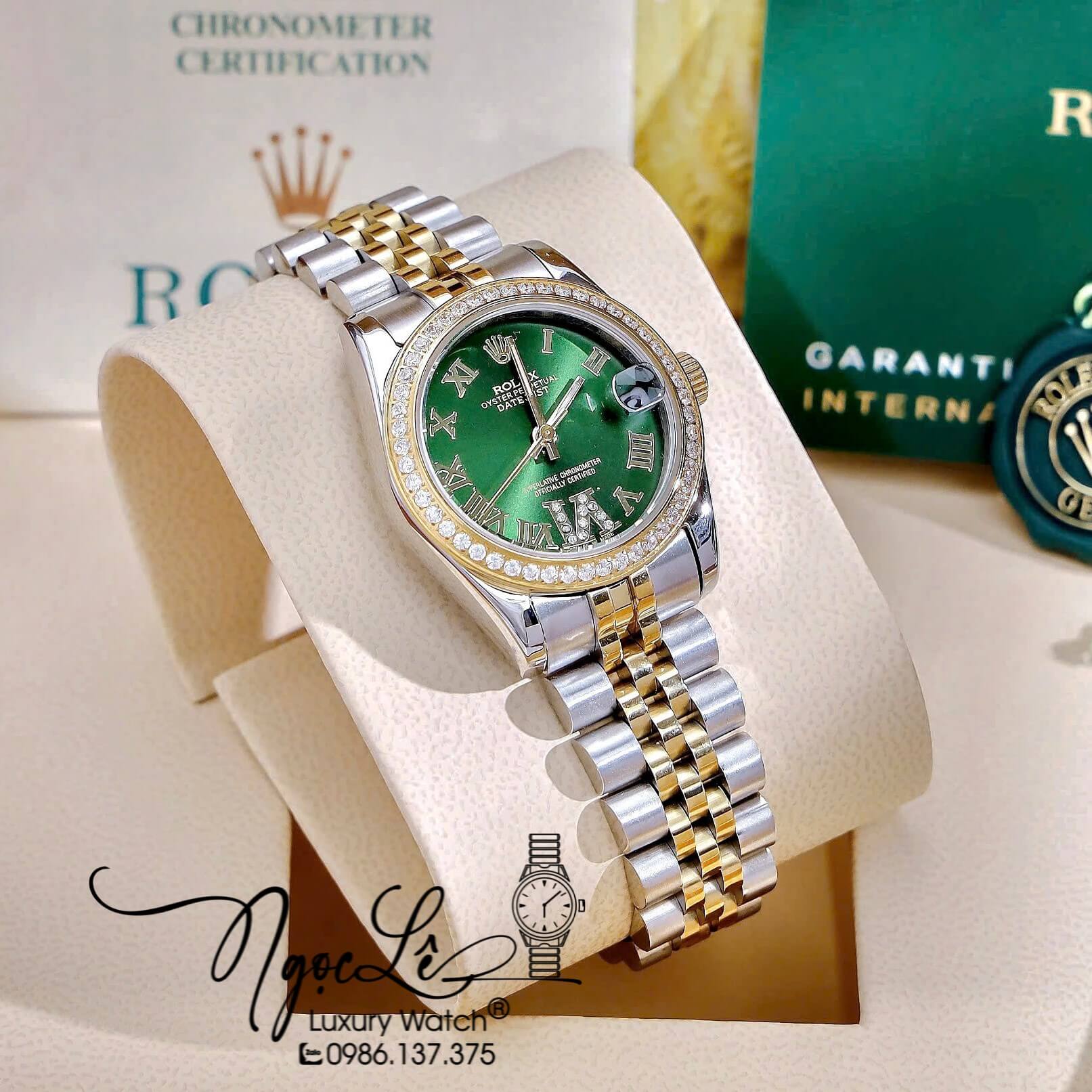 Đồng Hồ Nữ Rolex Datejust Máy Pin Dây Demi Gold Mặt Xanh Oliu Đính Đá Size 31mm