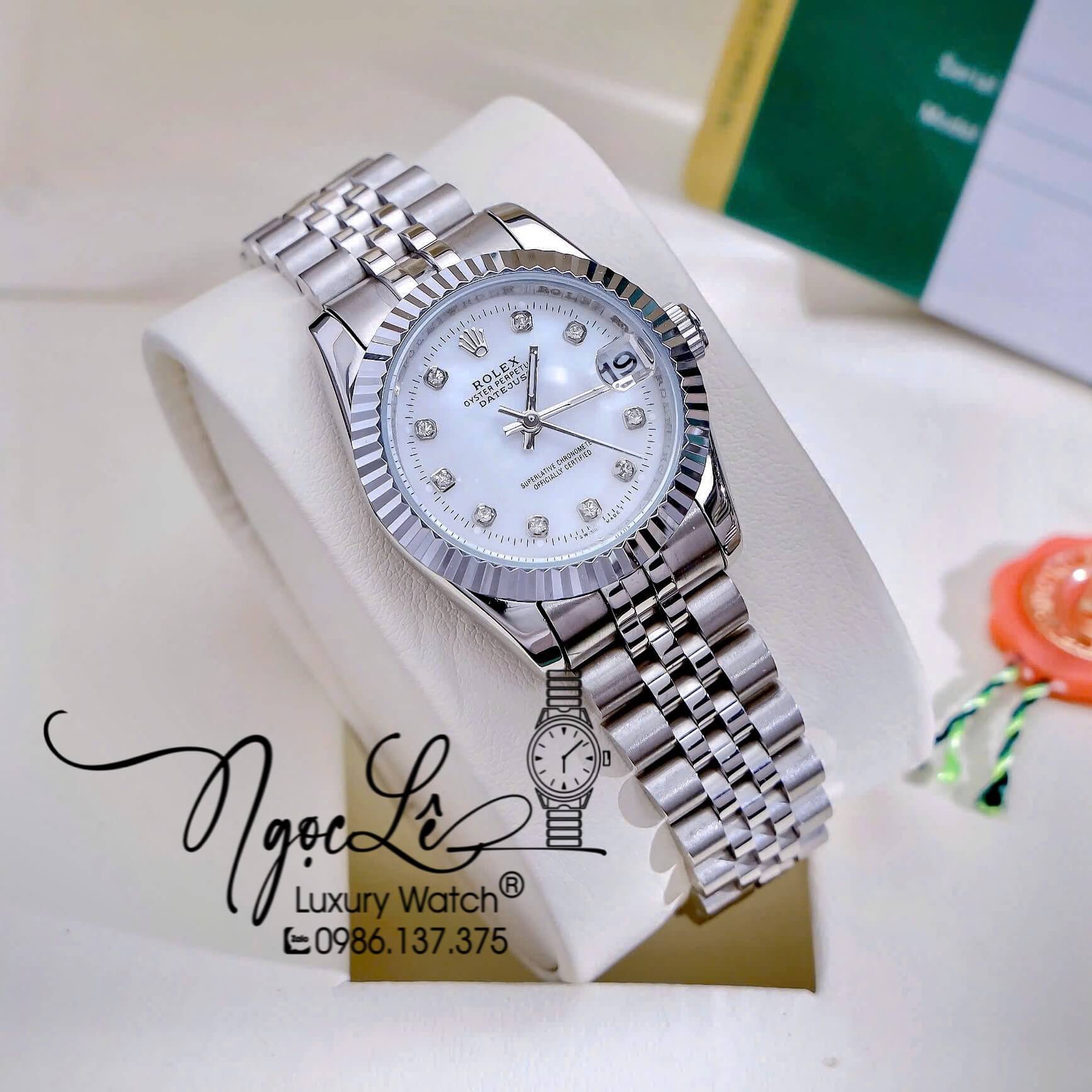 Đồng Hồ Nữ Rolex Datejust Máy Pin Dây Kim Loại Bạc Mặt Trắng Niềng Khía Size 31mm