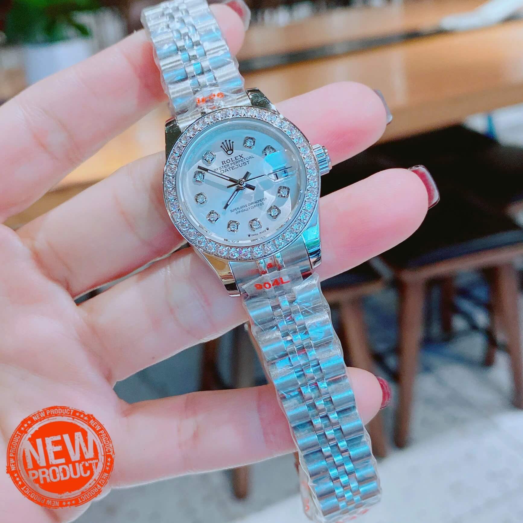 Đồng Hồ Nữ RoLex Datejust Máy Pin Size 28mm – Dây Bạc Mặt Trắng Viền Đính Đá