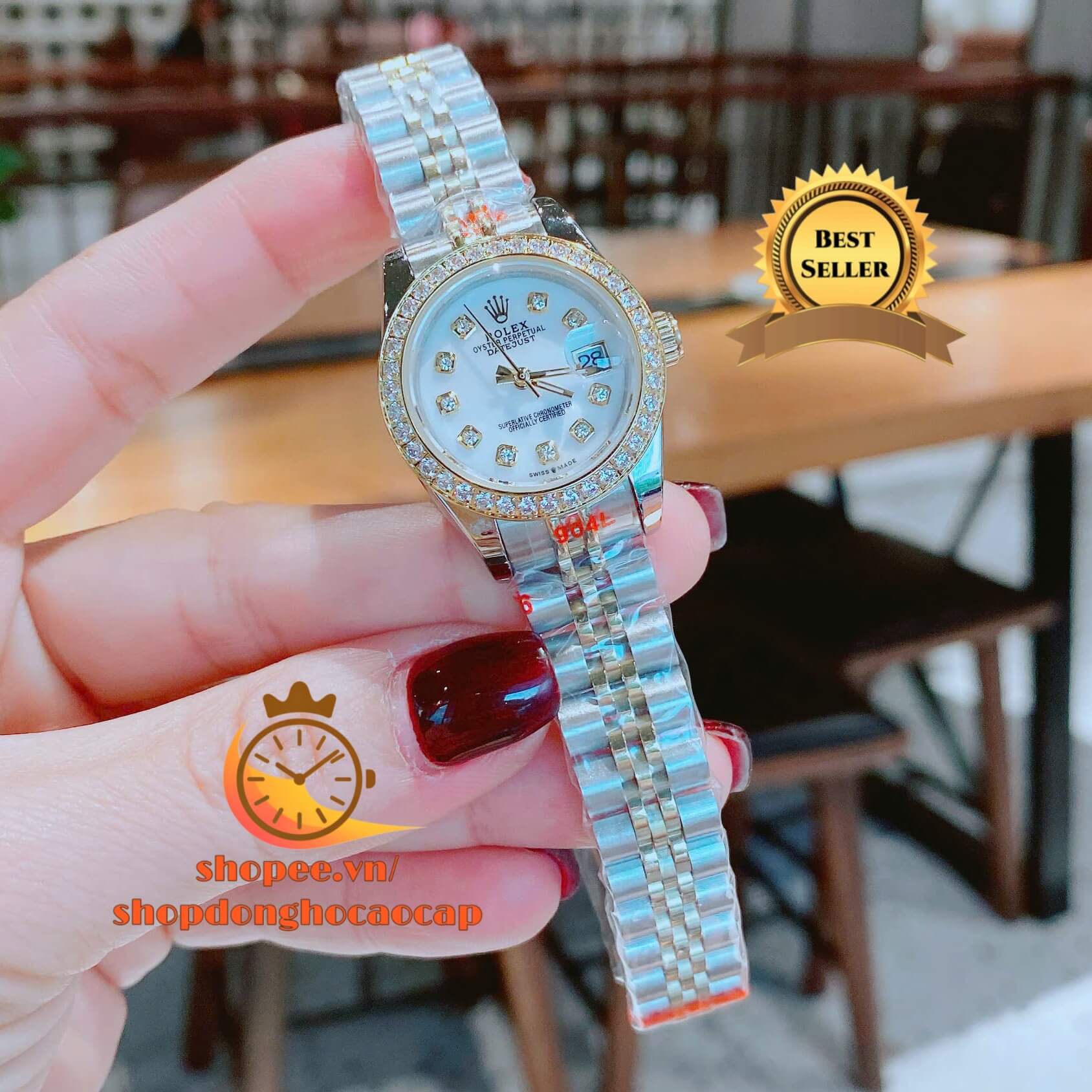 Đồng Hồ Nữ RoLex Datejust Máy Pin Size 28mm – Dây Demi Vàng Gold Mặt Trắng Xà Cừ Viền Đính Đá