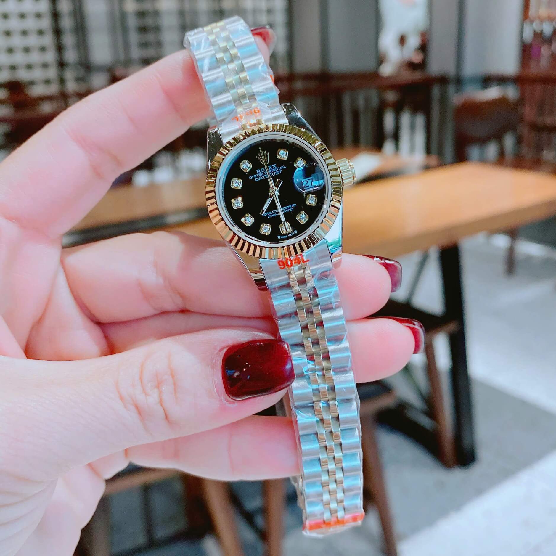 Đồng Hồ Nữ RoLex Datejust Máy Pin Size 28mm – Màu Demi Vàng Gold Mặt Đen Khía