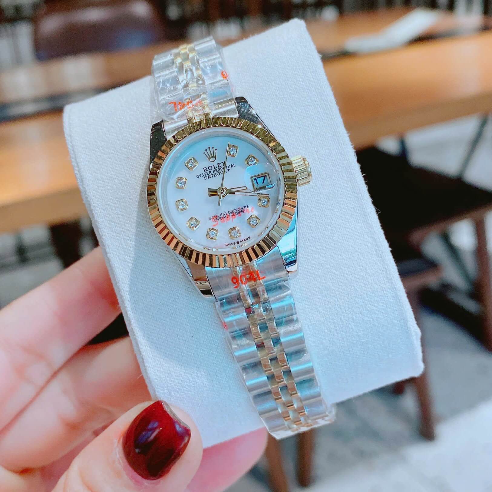 Đồng Hồ Nữ RoLex Datejust Máy Pin Size 28mm – Màu Demi Vàng Gold Mặt Trắng Xà Cừ