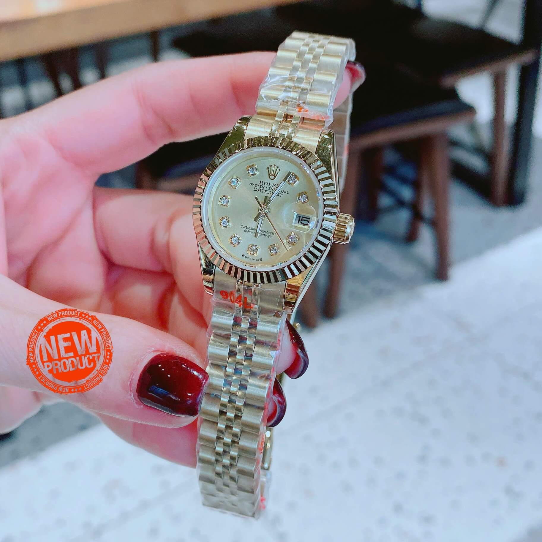 Đồng Hồ Nữ RoLex Datejust Máy Pin Size 28mm – Màu Vàng Gold Mặt Vàng Khía