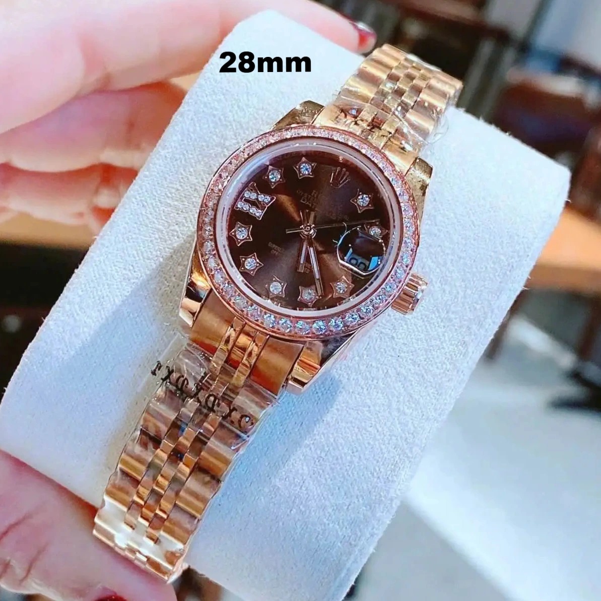 Đồng Hồ Nữ RoLex Datejust Máy Pin Size 28mm – Vàng Hồng Mặt Nâu Viền Đá Ngôi Sao