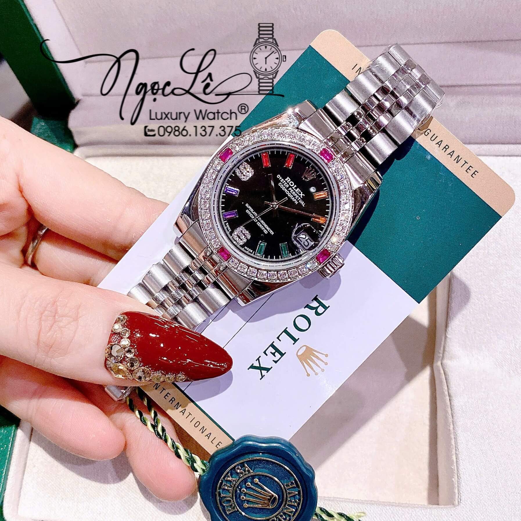 Đồng Hồ Nữ Rolex Datejust Quartz Dây Kim Loại Bạc Mặt Đen Đính Đá Nhiều Màu Size 31mm
