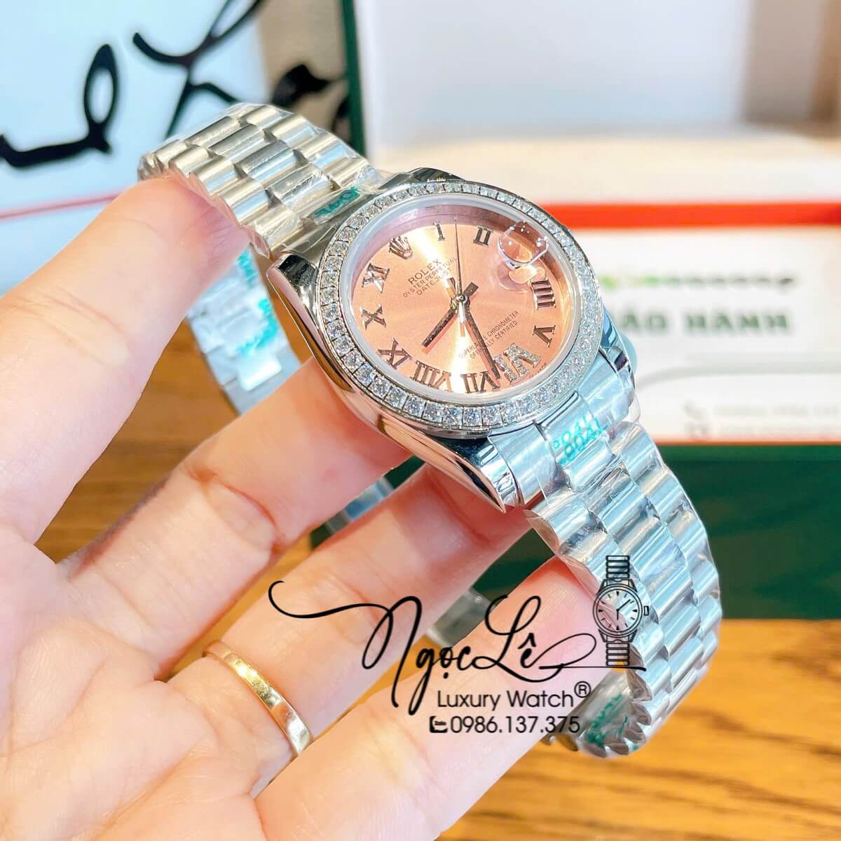 Đồng Hồ Nữ Rolex Datejust Tự Động Bạc Mặt Hồng Cam Sữa Đính Đá Size 31mm - Số La Mã