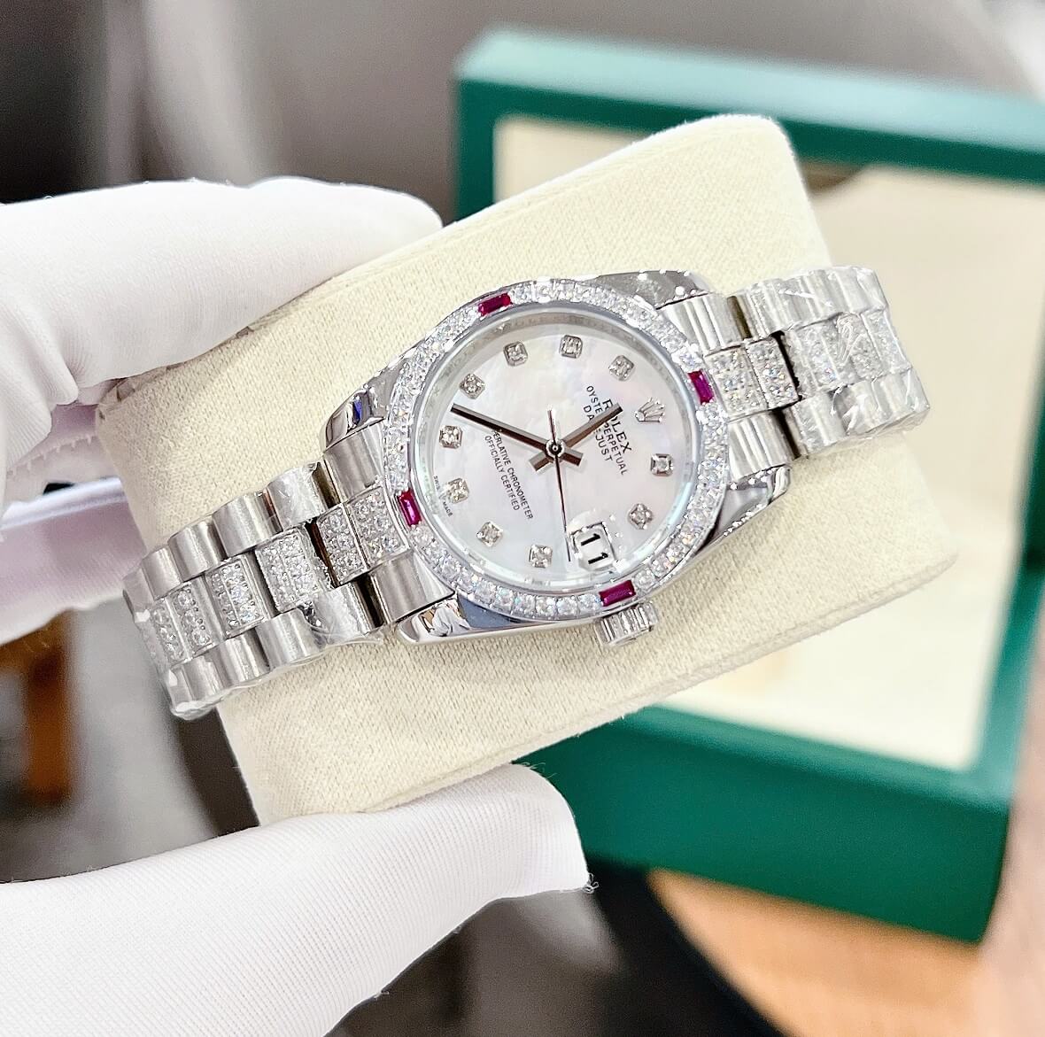 Đồng Hồ Nữ Rolex Datejust Viền Đá Mặt Trắng Dây Kim Loại Inox Đính Đá Máy Pin Size 31mm
