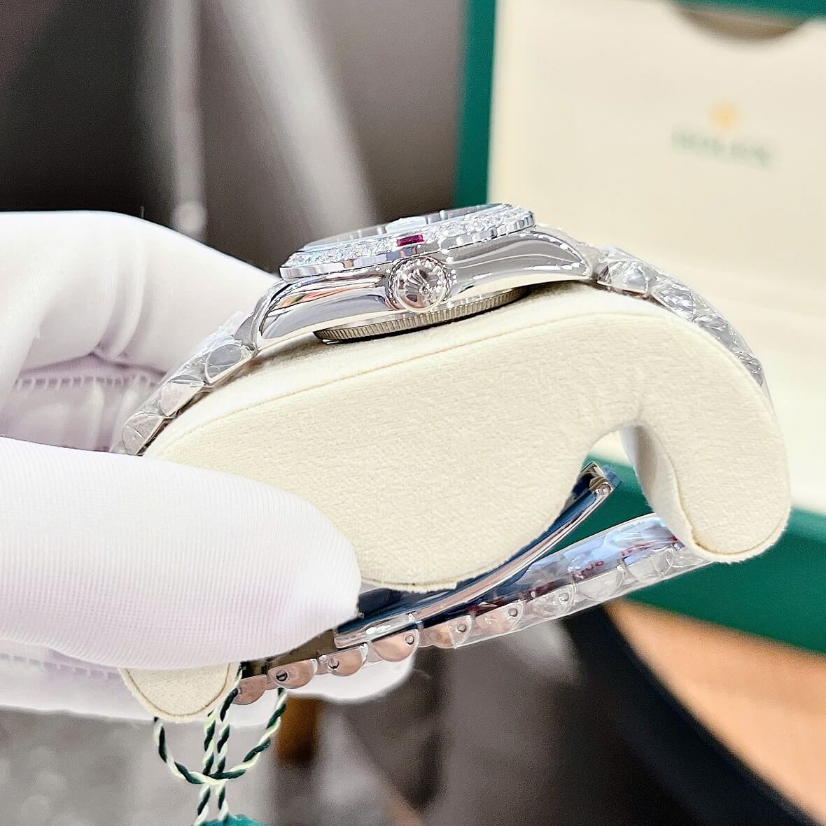 Đồng Hồ Nữ Rolex Datejust Viền Đá Mặt Trắng Dây Kim Loại Inox Đính Đá Máy Pin Size 31mm