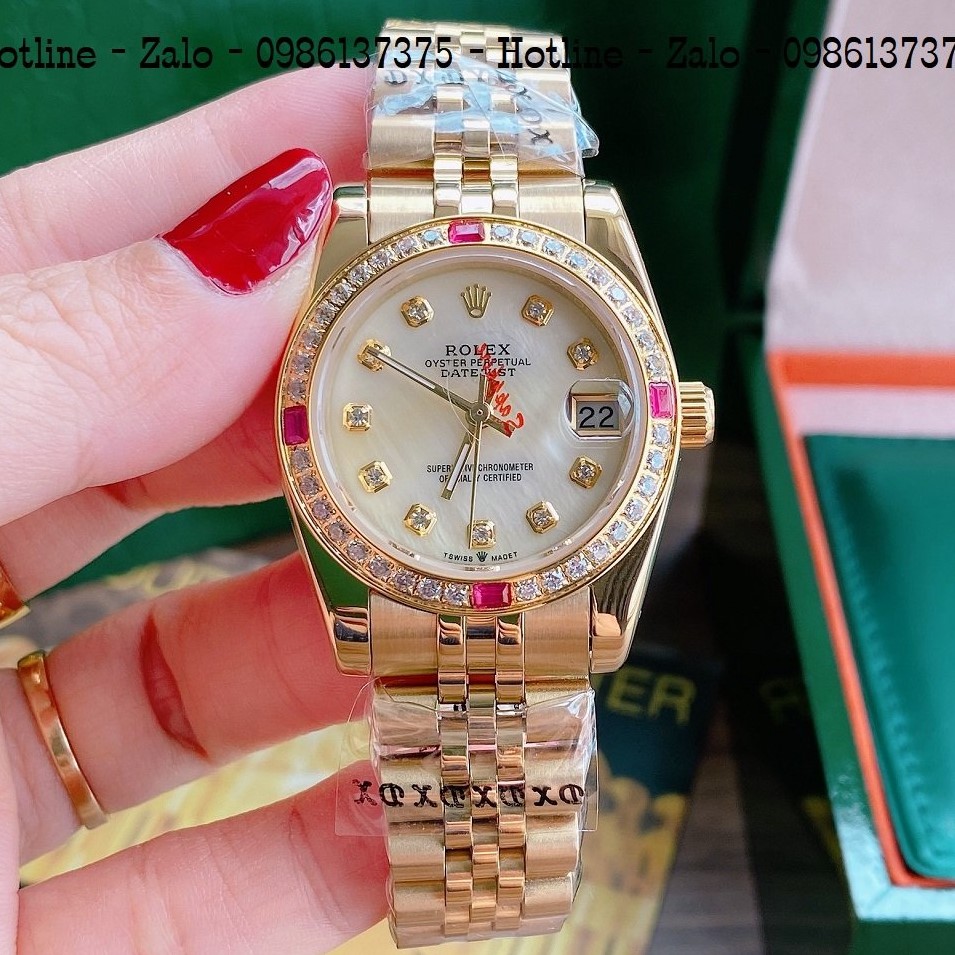 Đồng Hồ Nữ Rolex Viền Đá Dây Vàng Mặt Vàng Ngọc 32mm