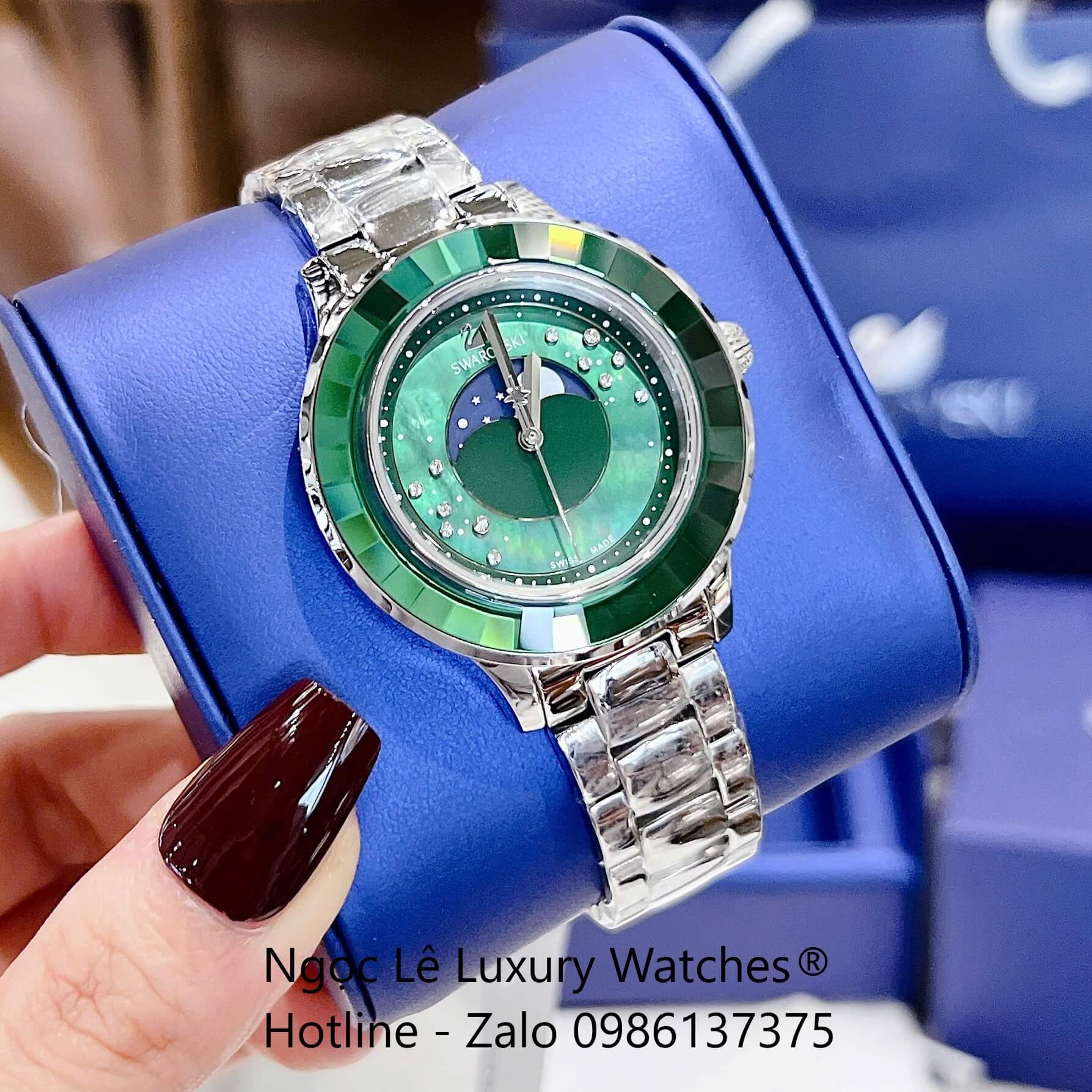 Đồng Hồ Nữ Swarovski Octea Lux Moon Dây Thép Silver Mặt Xà Cừ Viền Đá Pha Lê Xanh Ngọc Size 37mm
