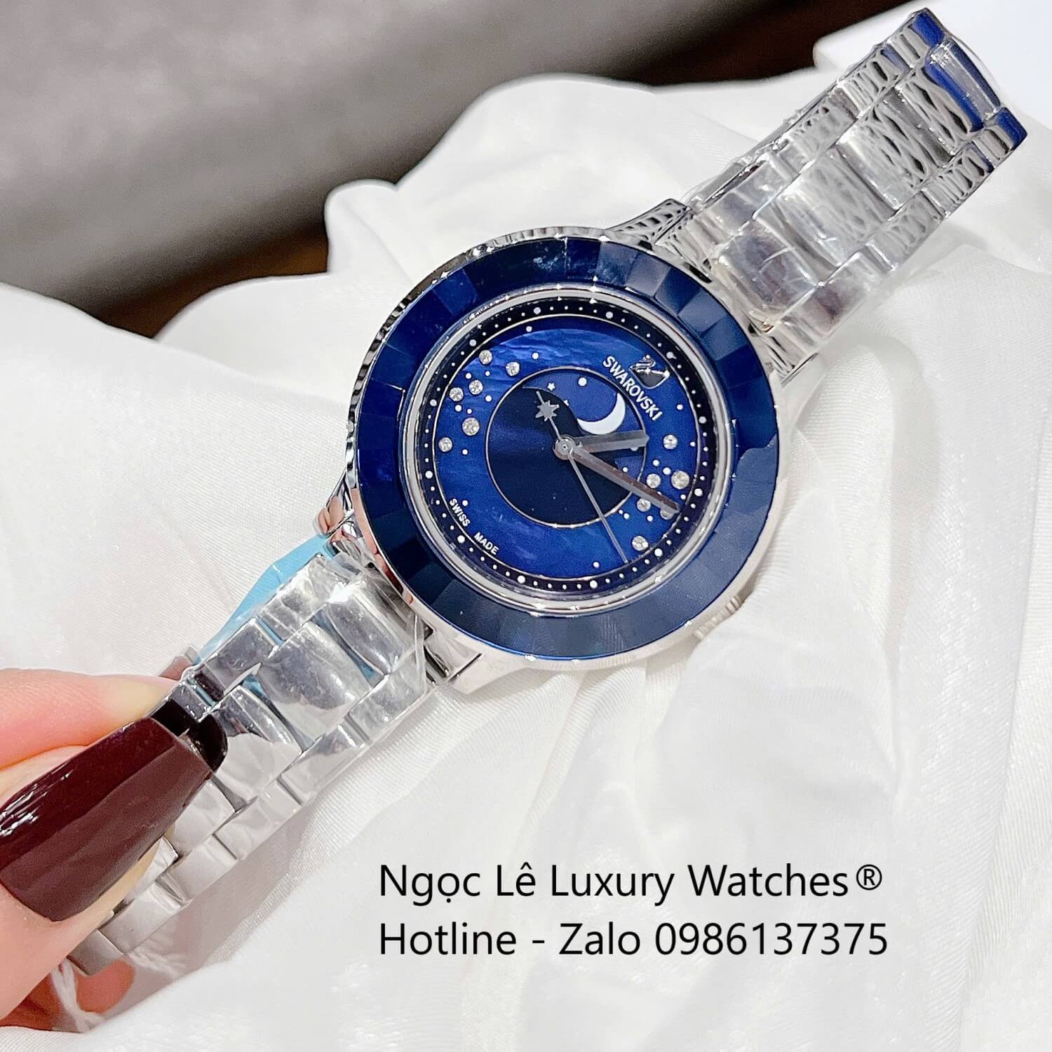Đồng Hồ Nữ Swarovski Octea Lux Moon Dây Thép Silver Mặt Xà Cừ Viền Đá Pha Lê Xanh Dương Size 37mm