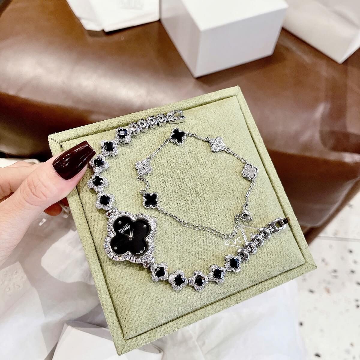 Đồng Hồ Nữ Van Cleef & Arpels Cỏ 4 Lá Mặt Đen Viền Đá Vỏ Silver Size 27mm - Đồng Hồ Lắc Tay Nữ