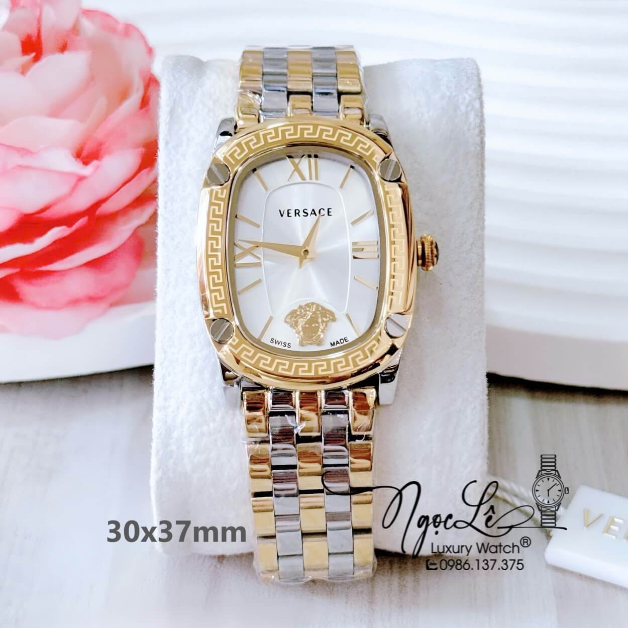 Đồng Hồ Nữ Versace Couture Dây Kim Loại Demi Vàng Mặt Trắng Size 30x37mm Máy Thụy Sĩ