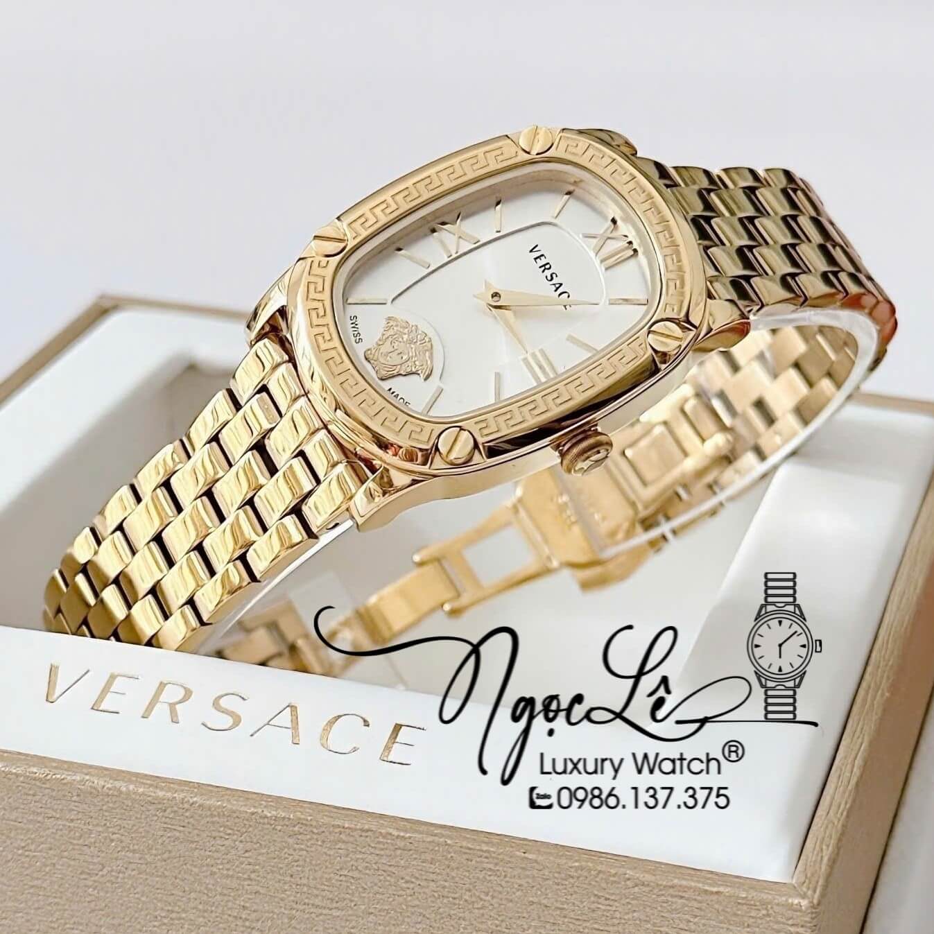 Đồng Hồ Nữ Versace Couture Dây Kim Loại Vàng Mặt Trắng Size 30x37mm Máy Thụy Sĩ