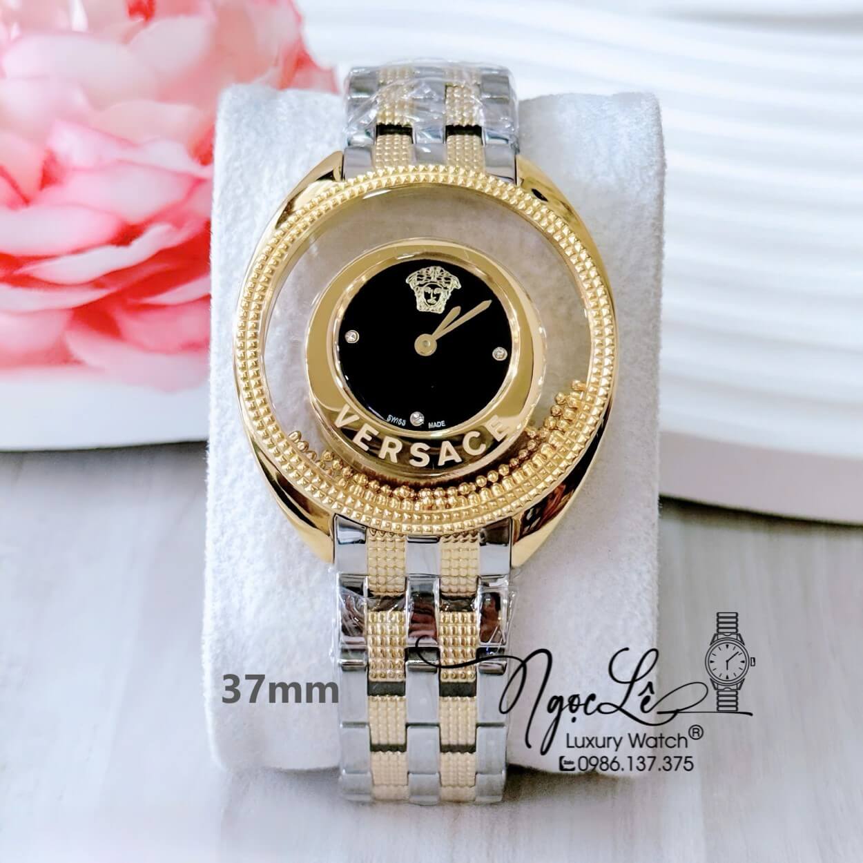 Đồng Hồ Nữ Versace Destiny Dây Kim Loại Demi Vàng Gold Mặt Đen Dáng Oval Size 37mm