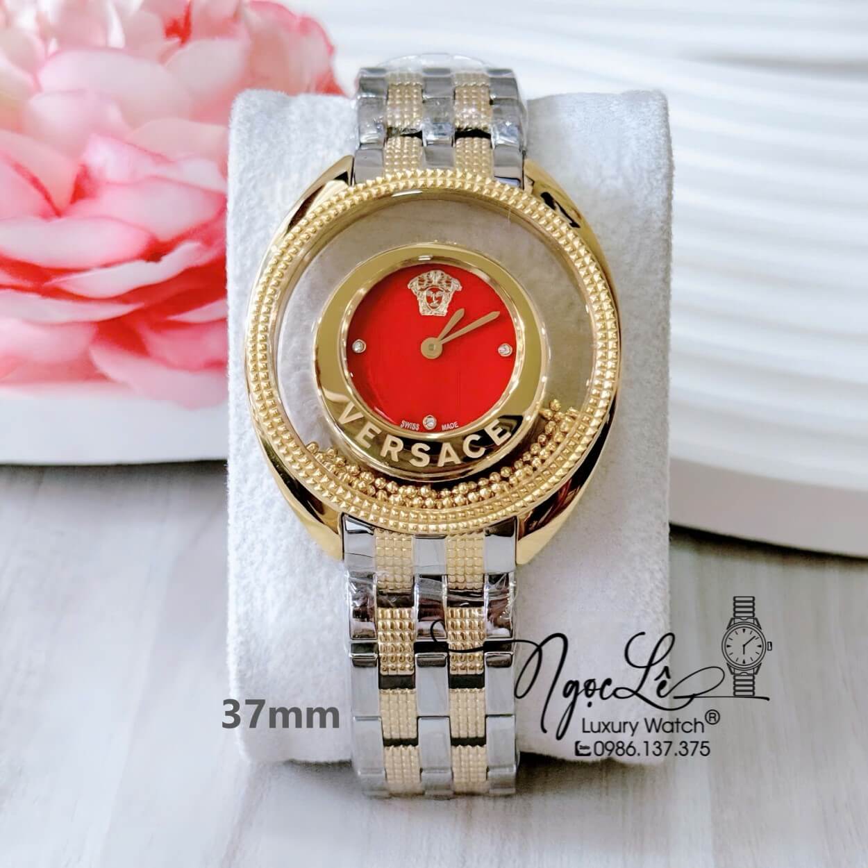 Đồng Hồ Nữ Versace Destiny Dây Kim Loại Demi Vàng Gold Mặt Đỏ Dáng Oval Size 37mm