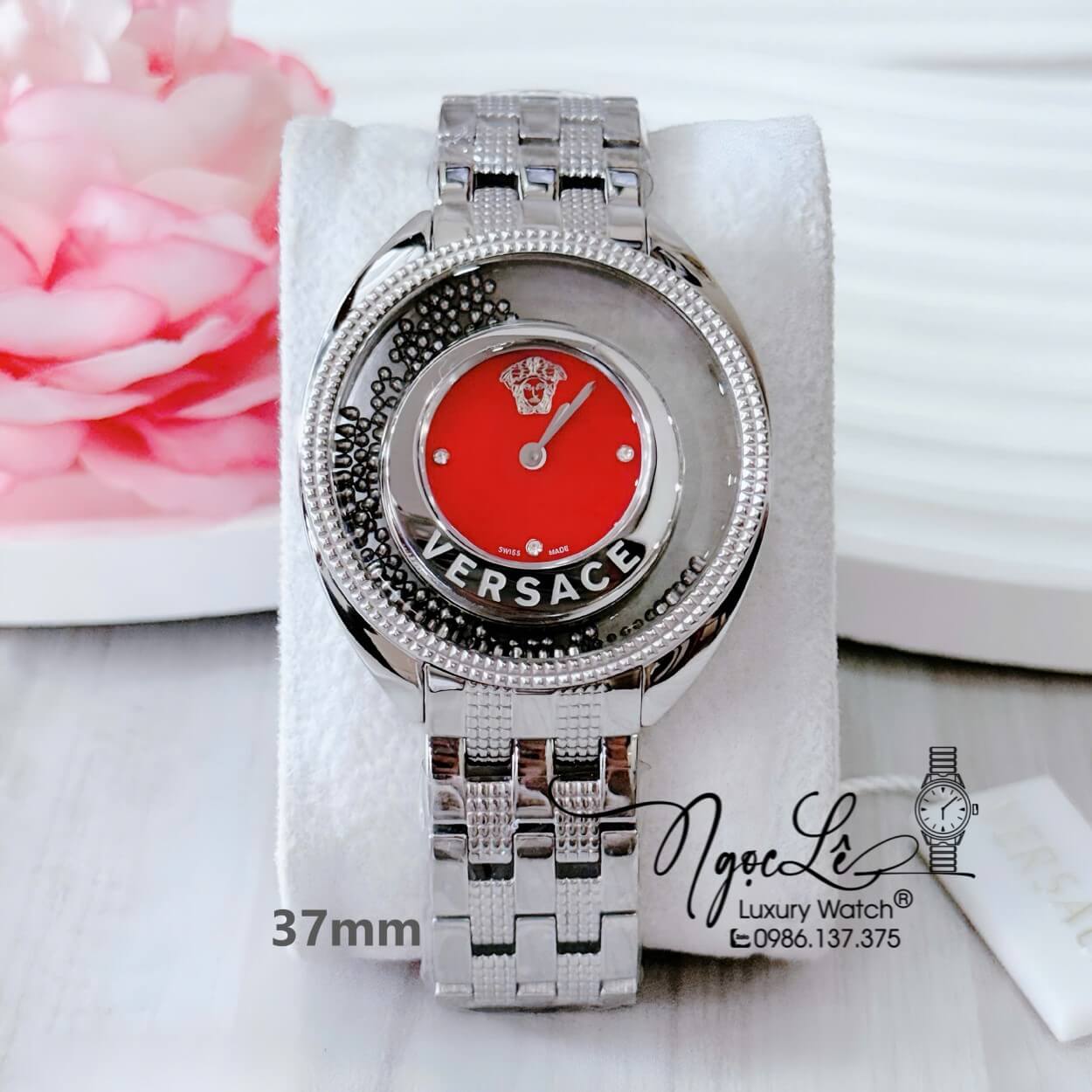 Đồng Hồ Nữ Versace Destiny Dây Kim Loại Silver Mặt Đỏ Dáng Oval Size 37mm